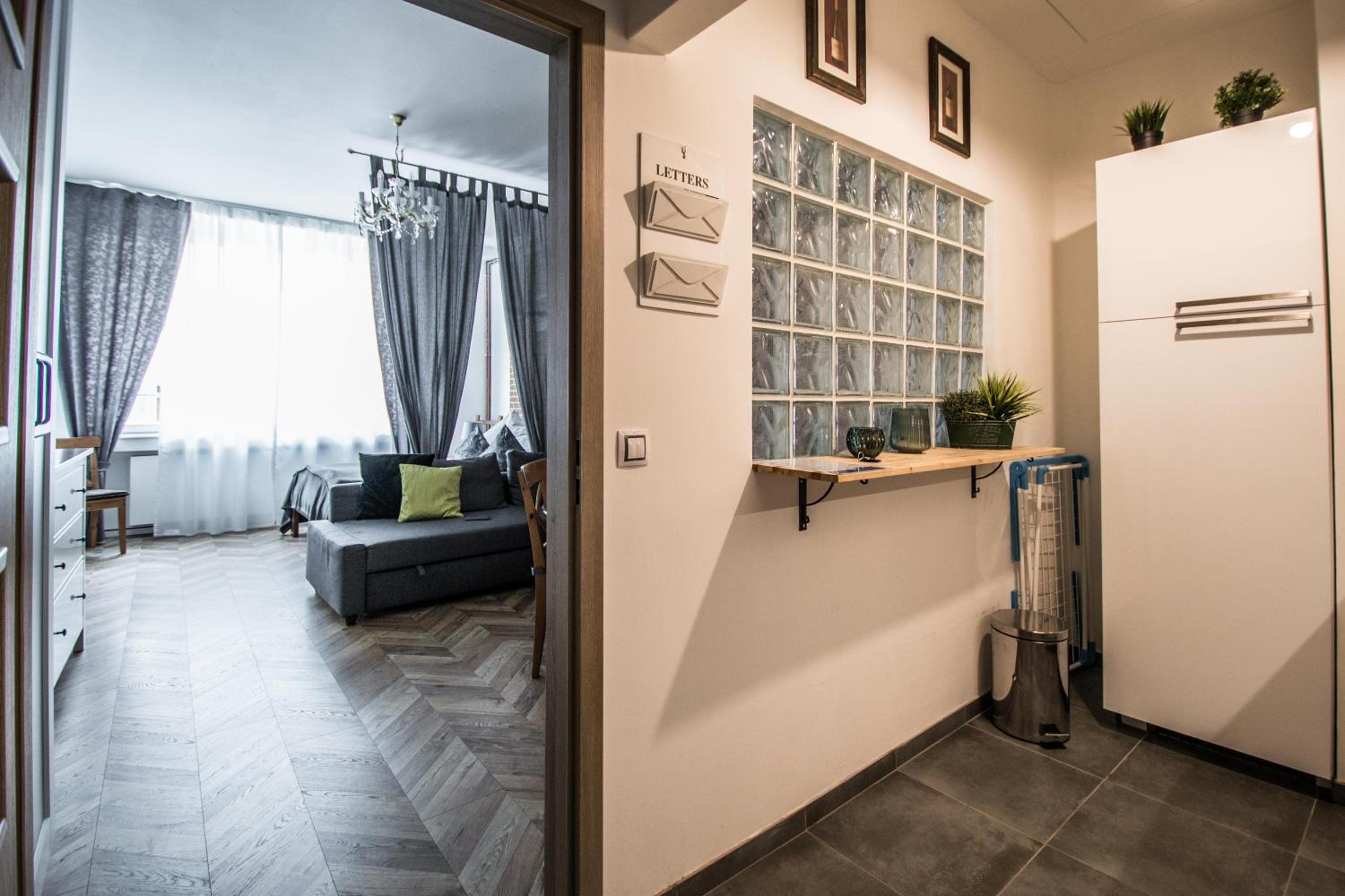City Center Apartments near Synagogue