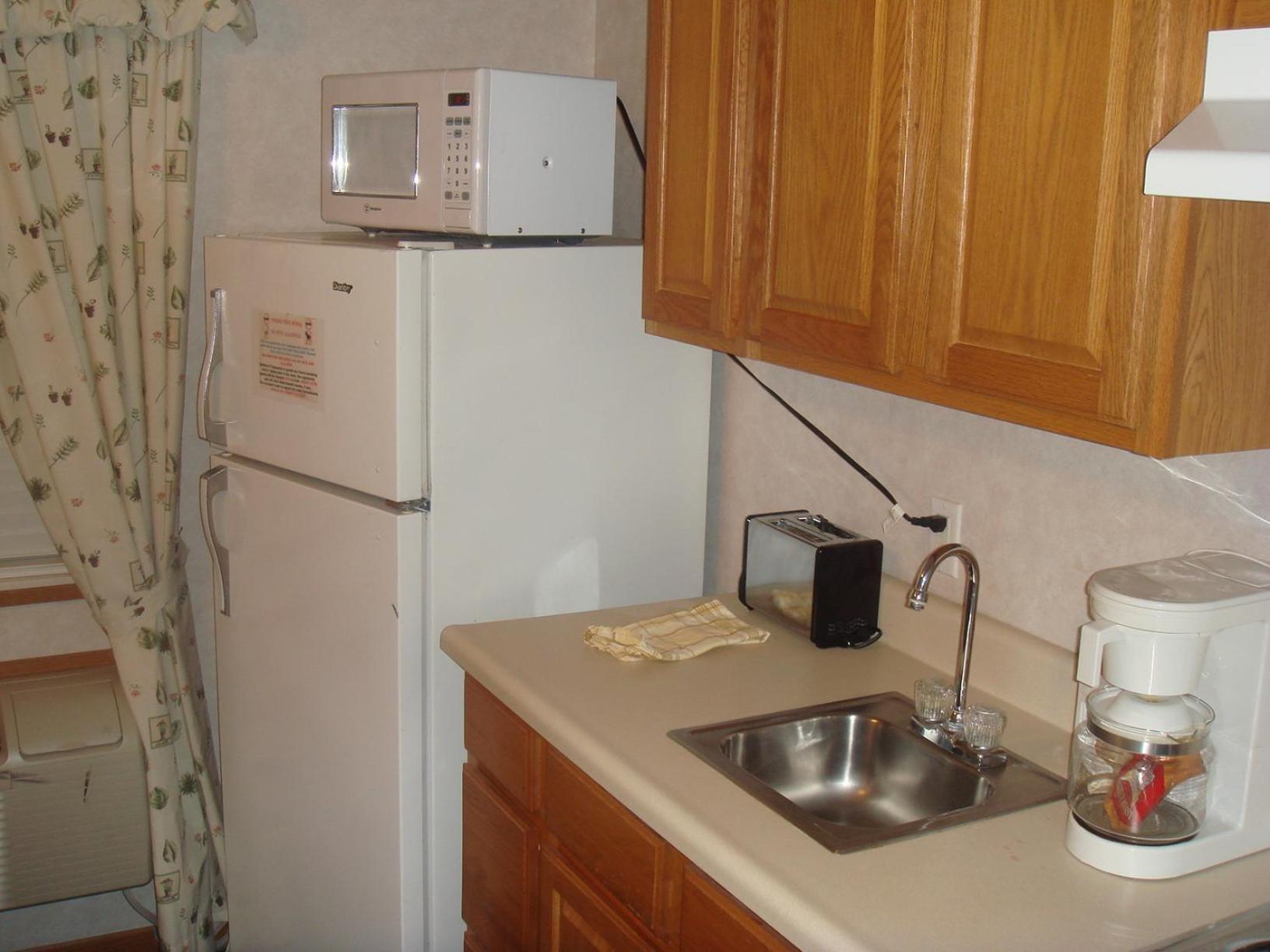 Townhouse Inn & Suites Omaha