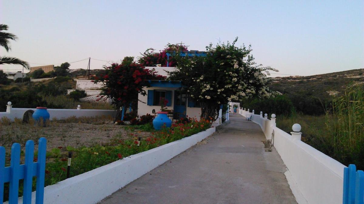 Moustakas Beach Apartments