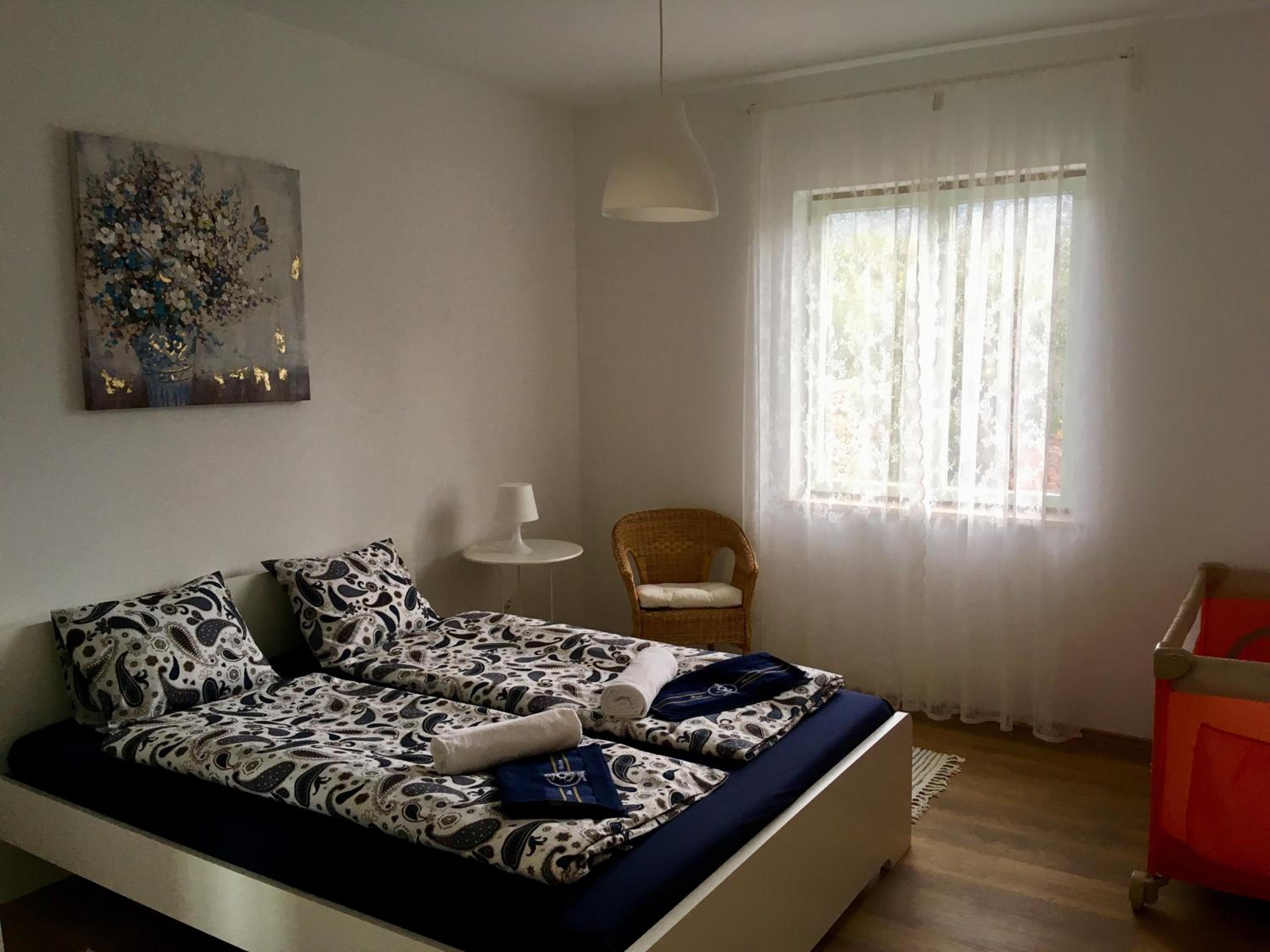 Photo 33