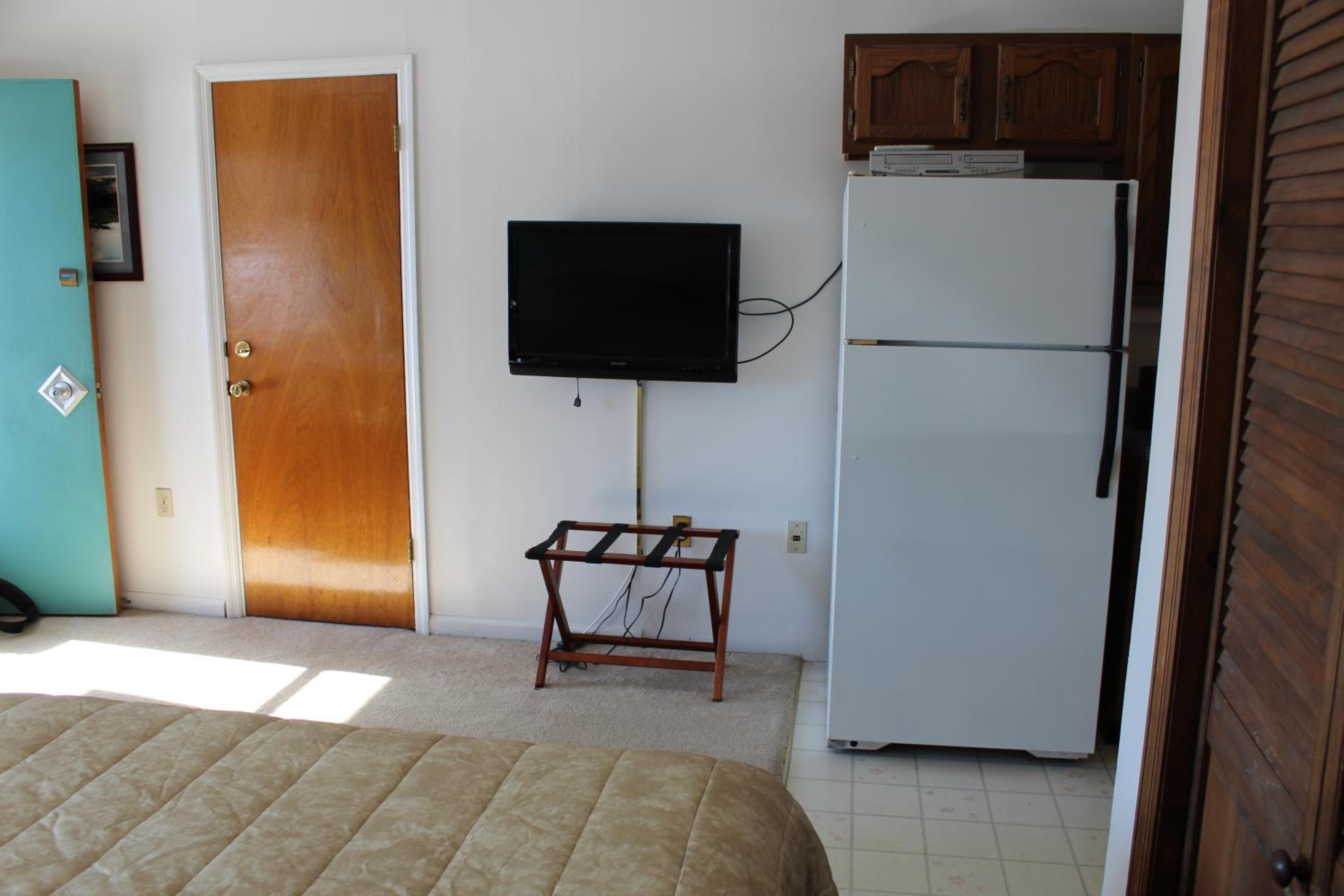 Sara Placid Inn & Suites