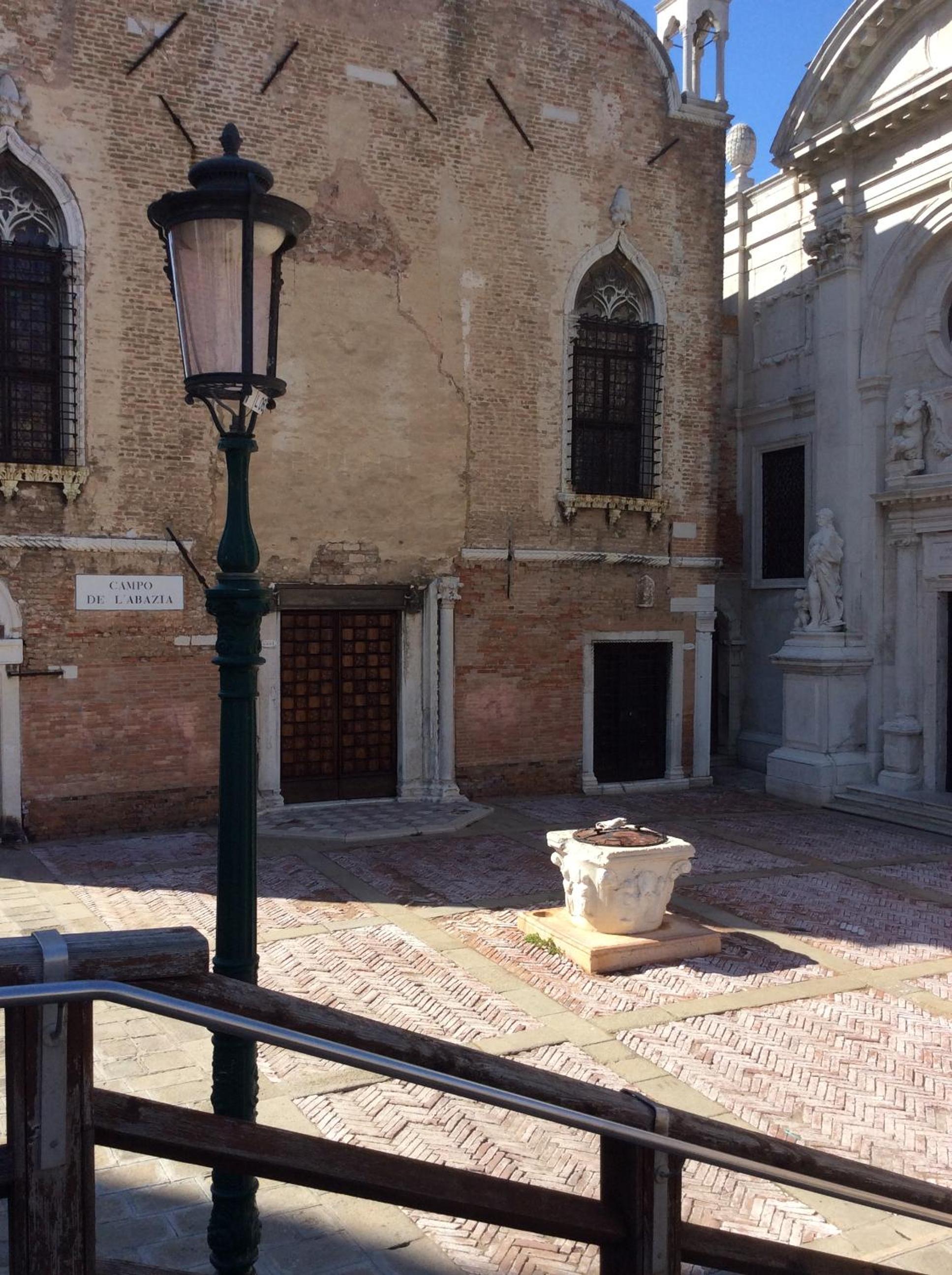 Luminoso appartamento con vista Canale