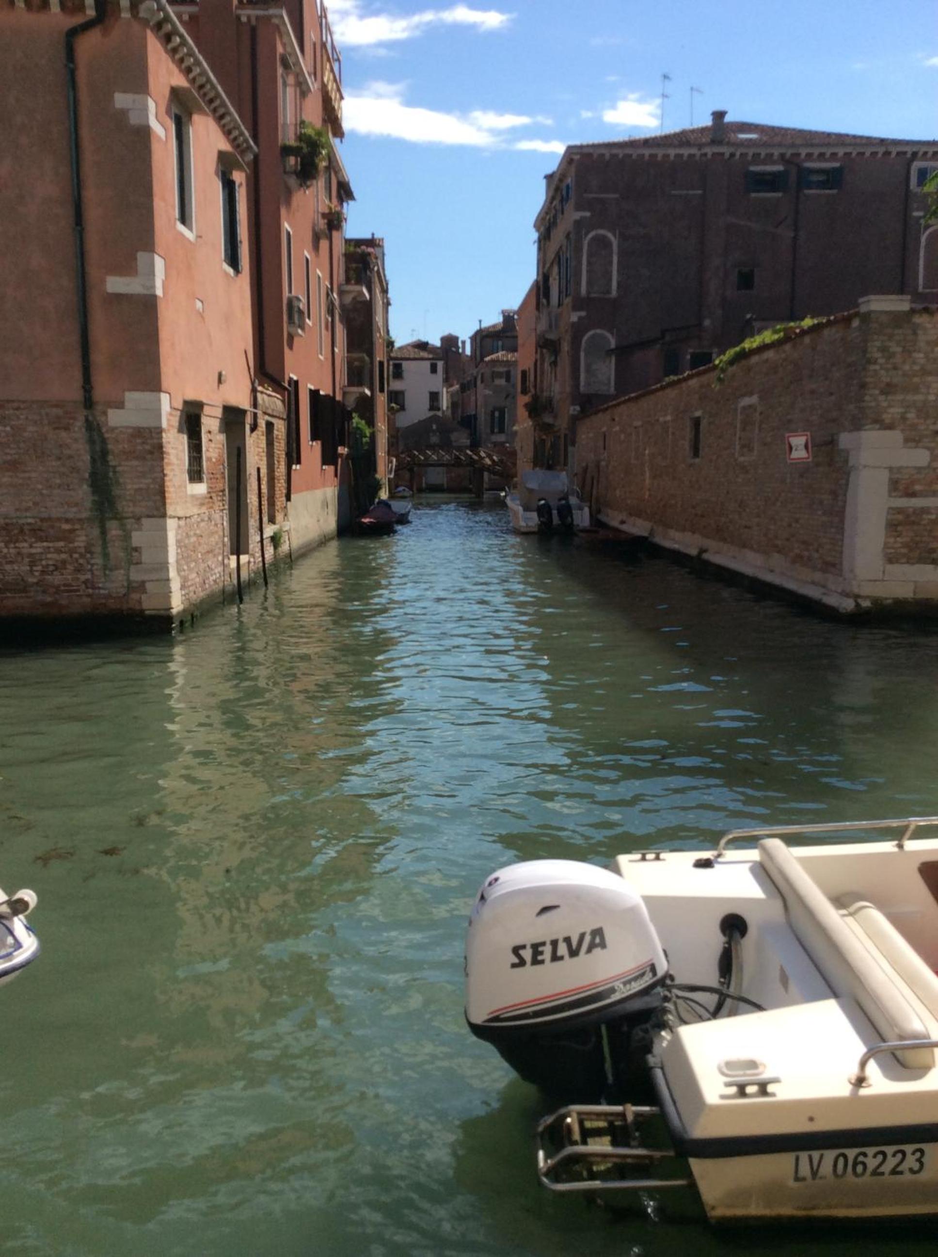 Luminoso appartamento con vista Canale