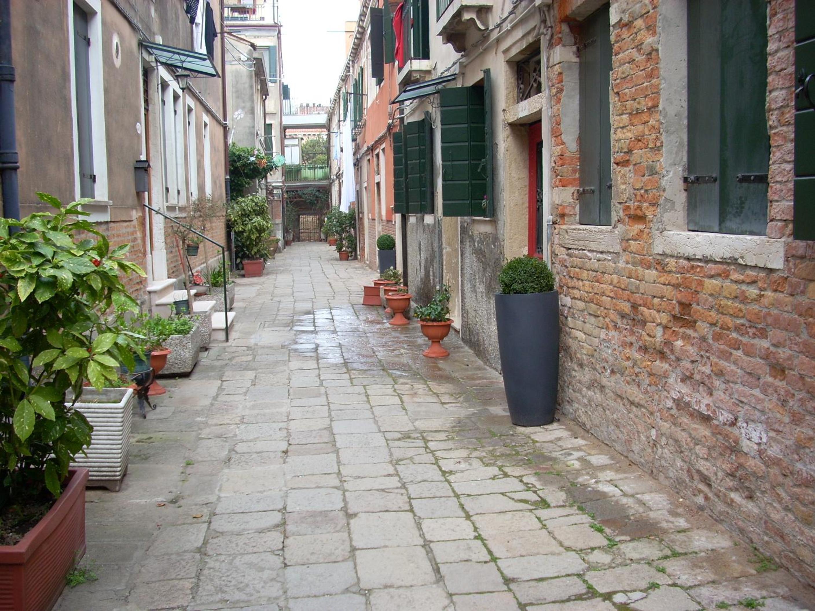 Luminoso appartamento con vista Canale
