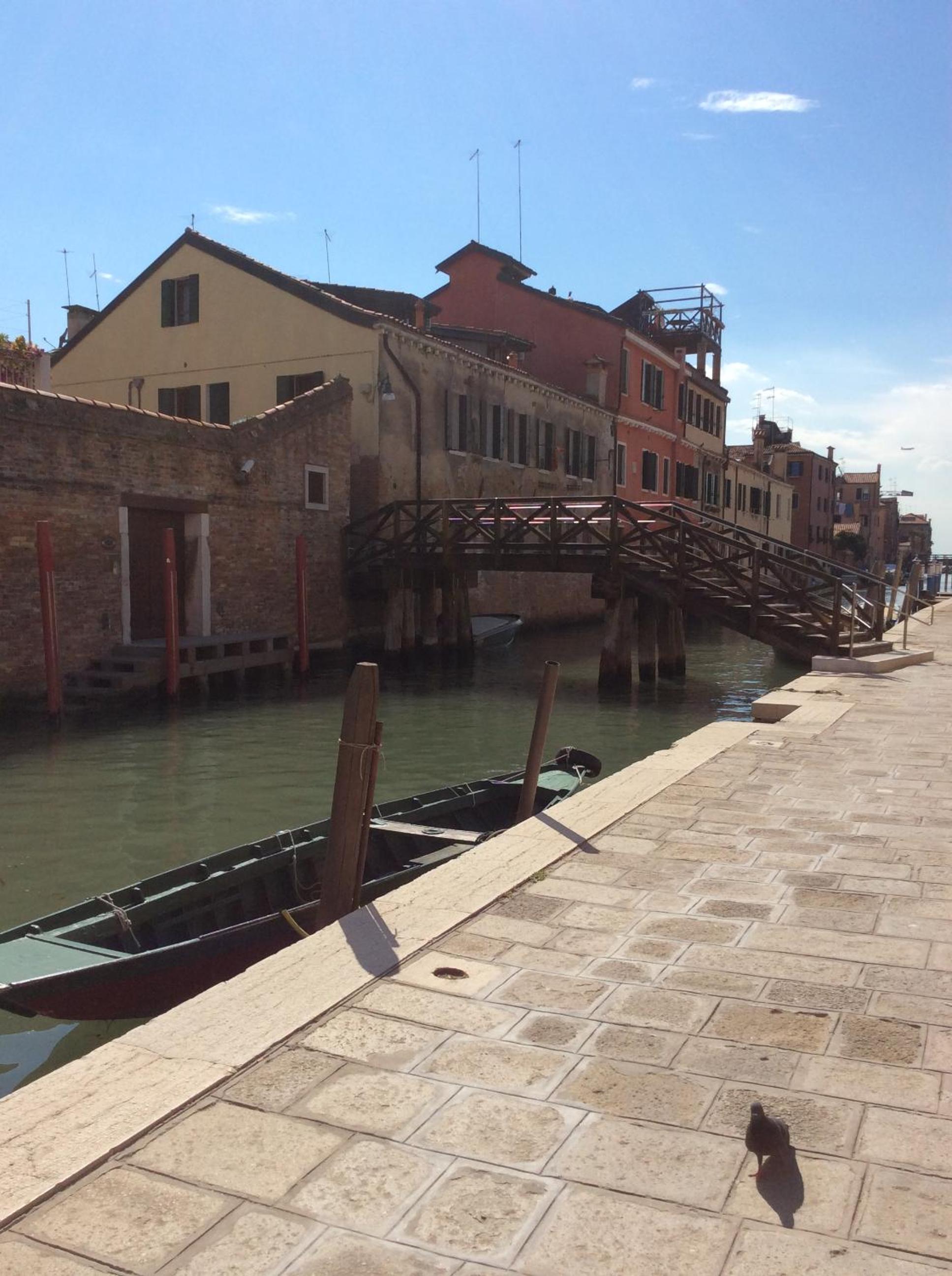Luminoso appartamento con vista Canale