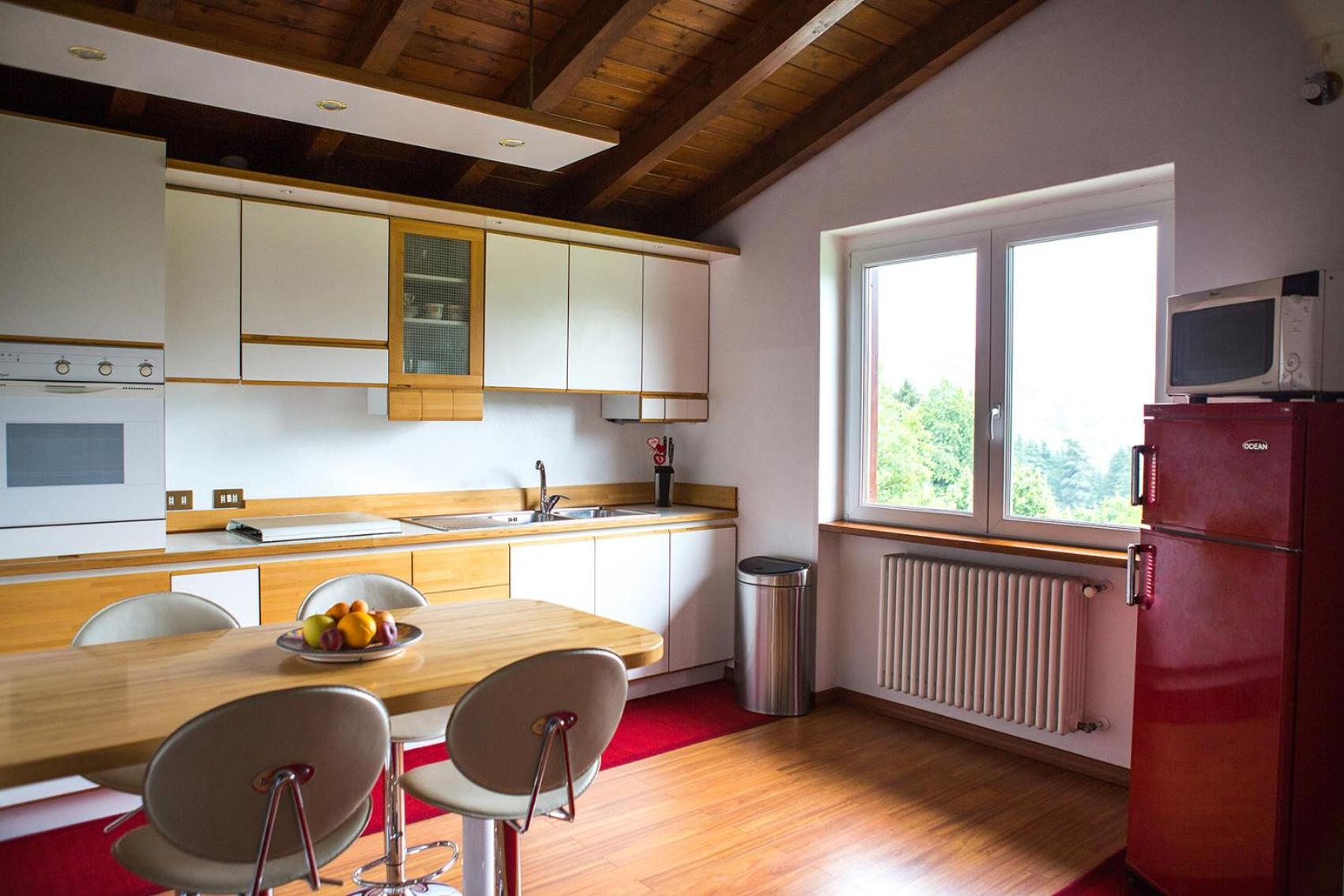 J&J House view 4