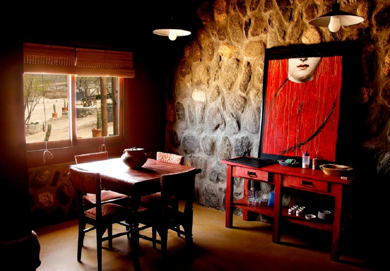 Miraluna Bodega Boutique