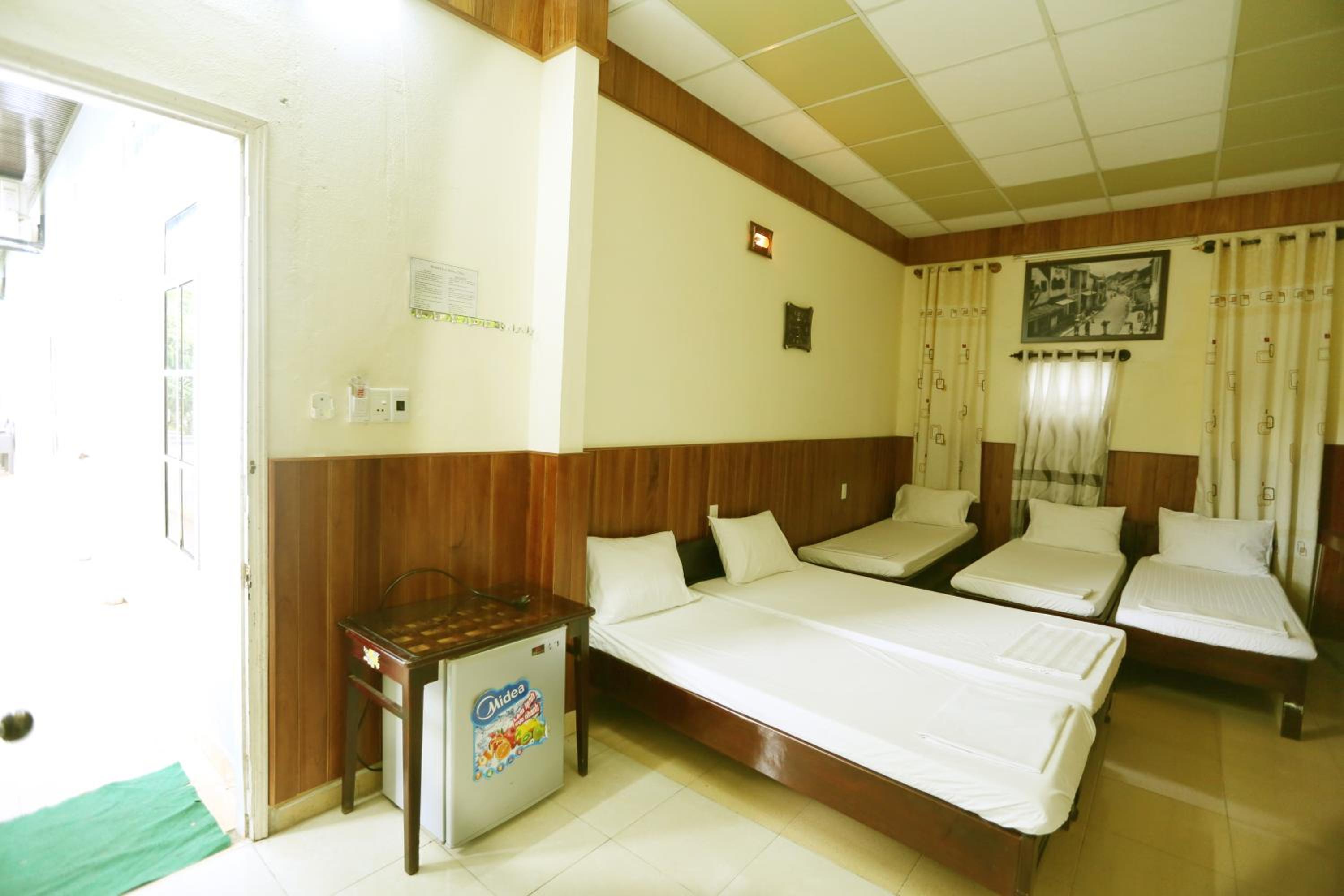 Homestay Hong Cong view 4