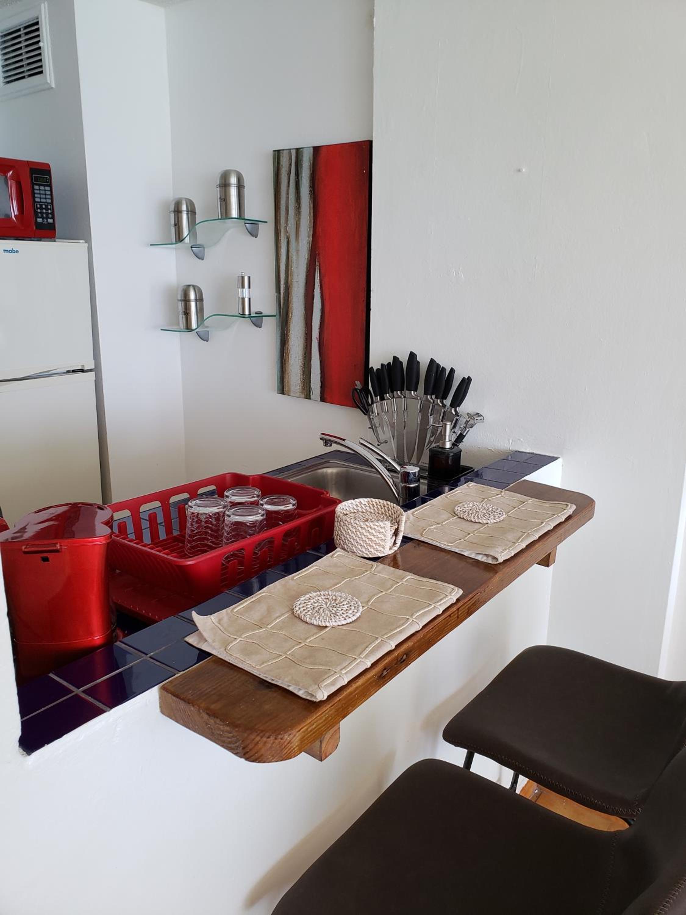 Gorgeous beach front studio with electricity water AC