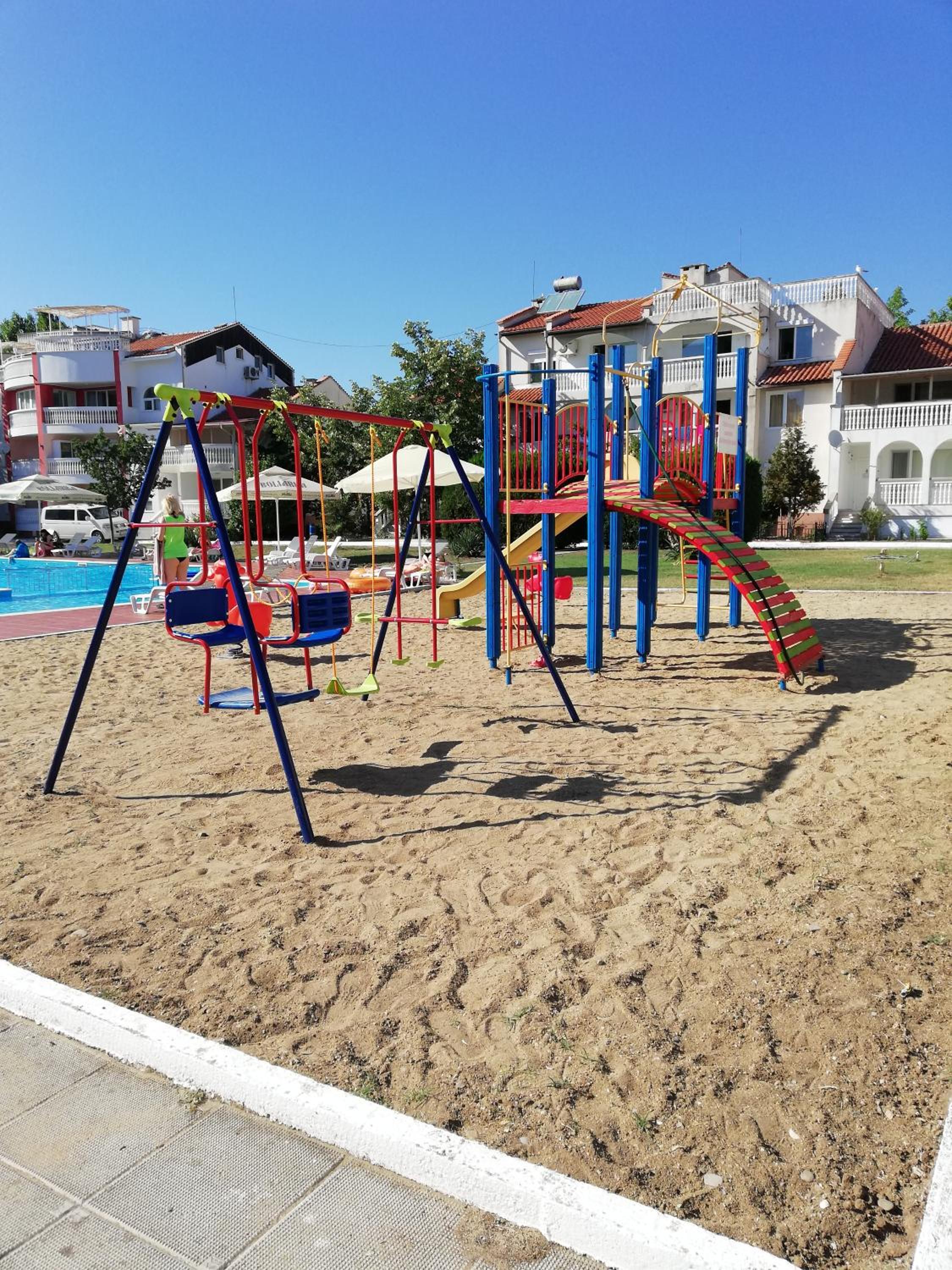 Apartments Bravo 1-Vichevi
