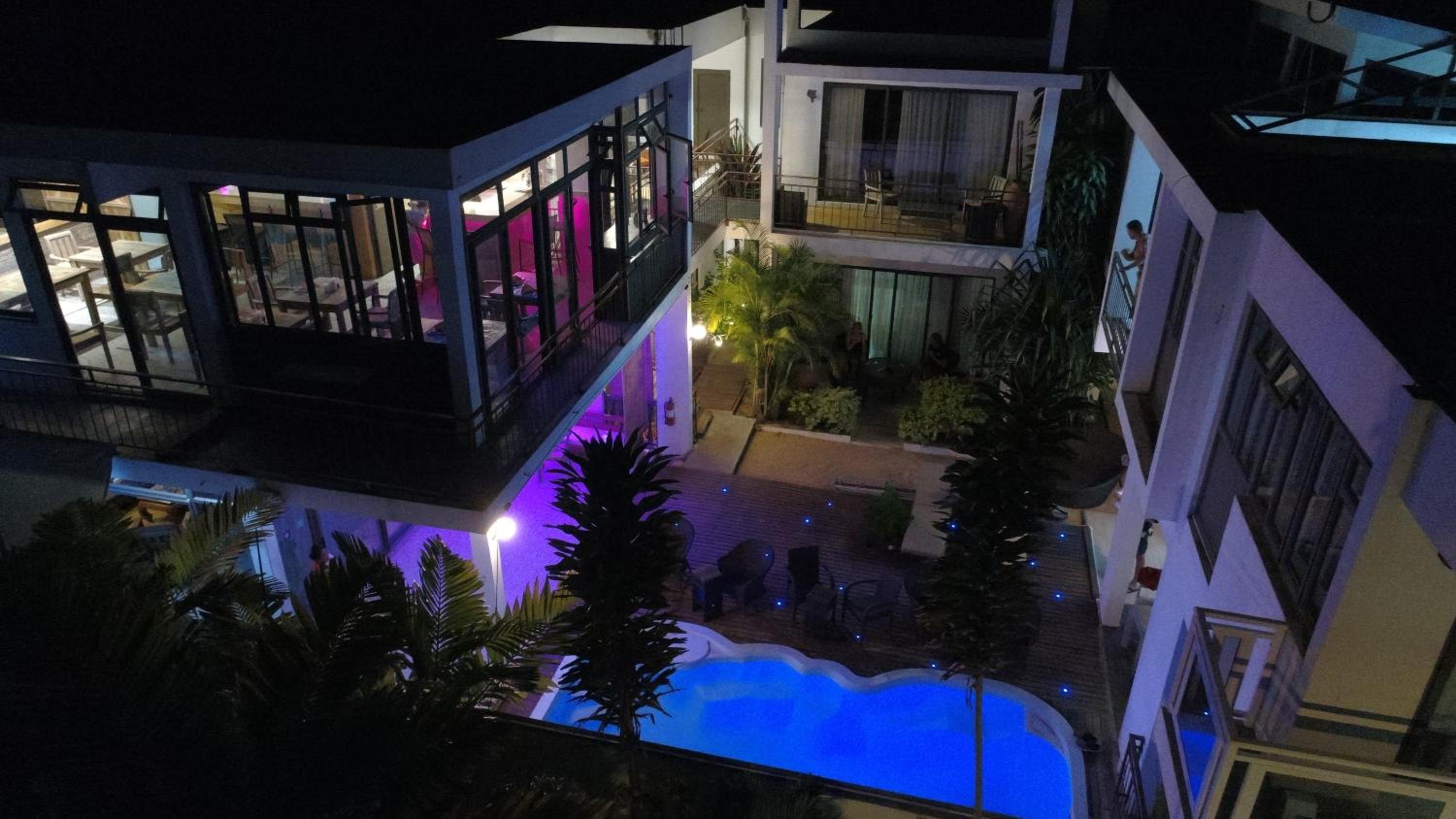 Villa Alizée Boutique Hotel - Idéal Couples & Pros - Rooftop