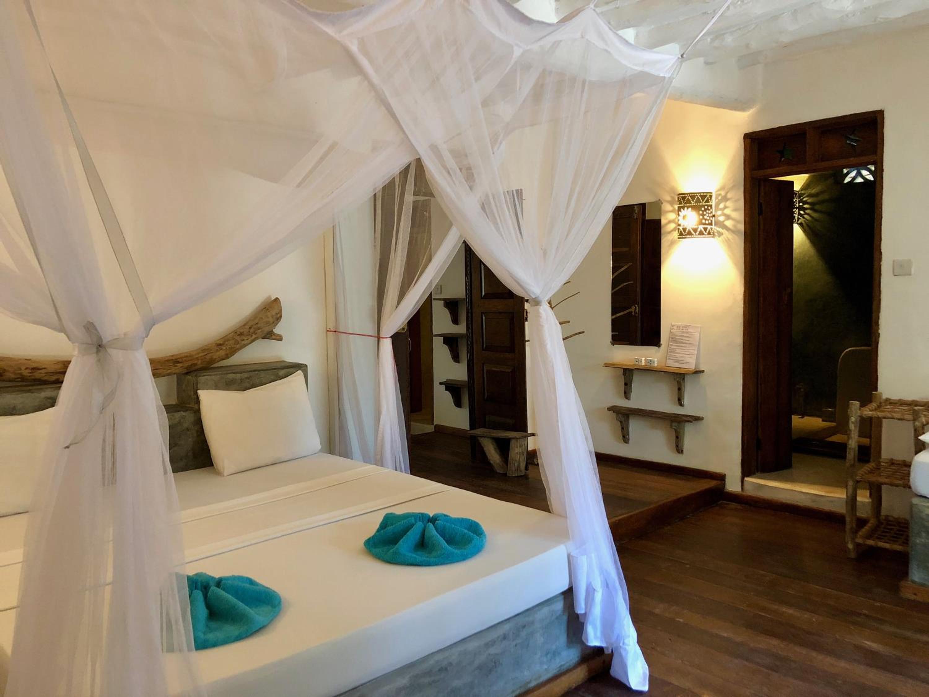 Zanzistar Lodge