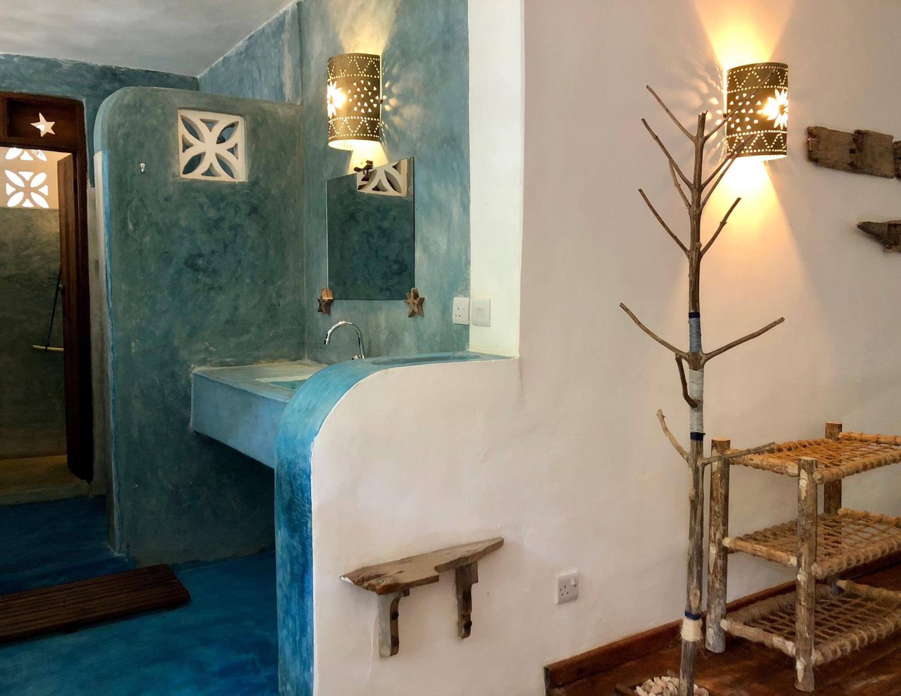 Zanzistar Lodge
