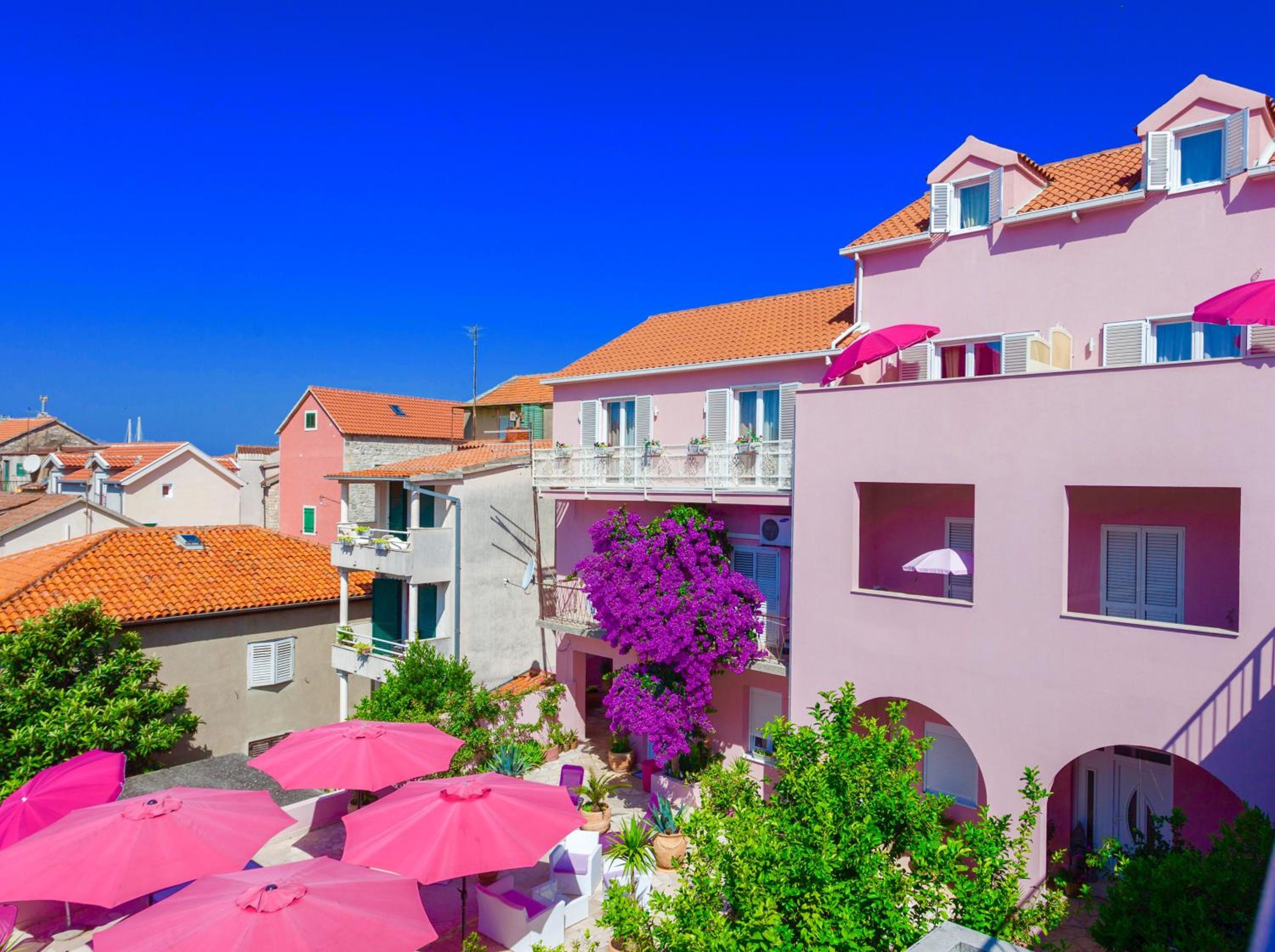 Hotel Luxury Apartments Marhella & Jakov - Image 1