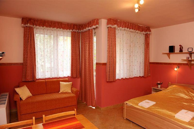 Mátyás Apartmanok
