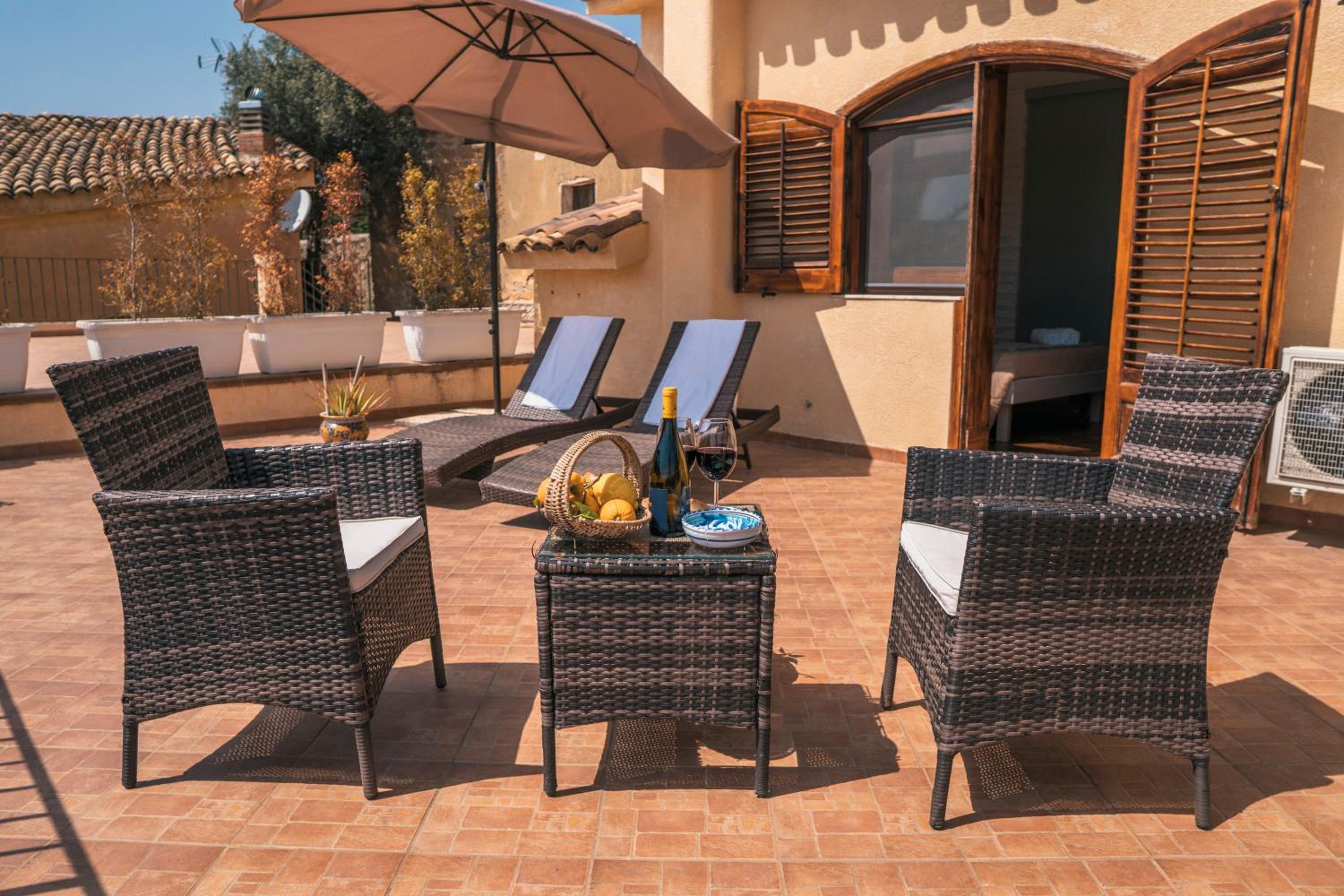 Villa La Lumia B&B Suites & Apartments