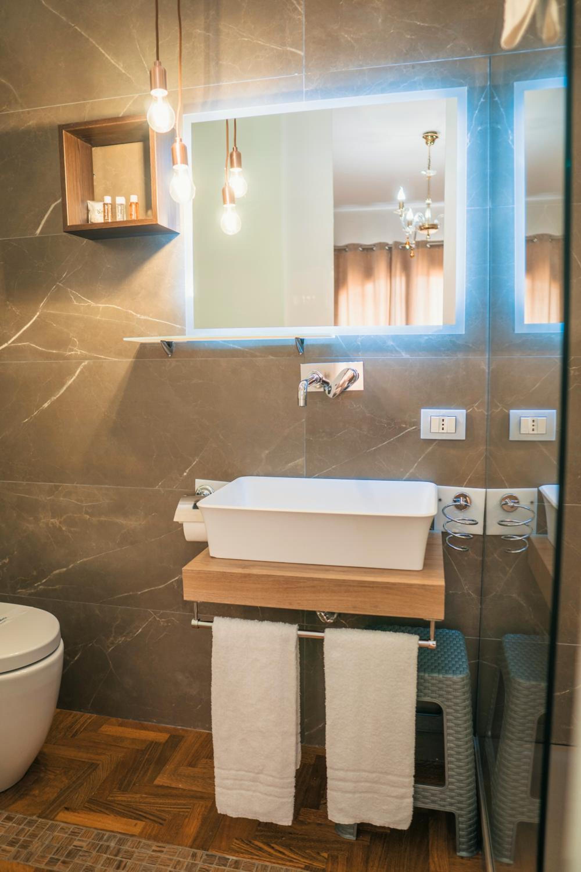 Villa La Lumia B&B Suites & Apartments