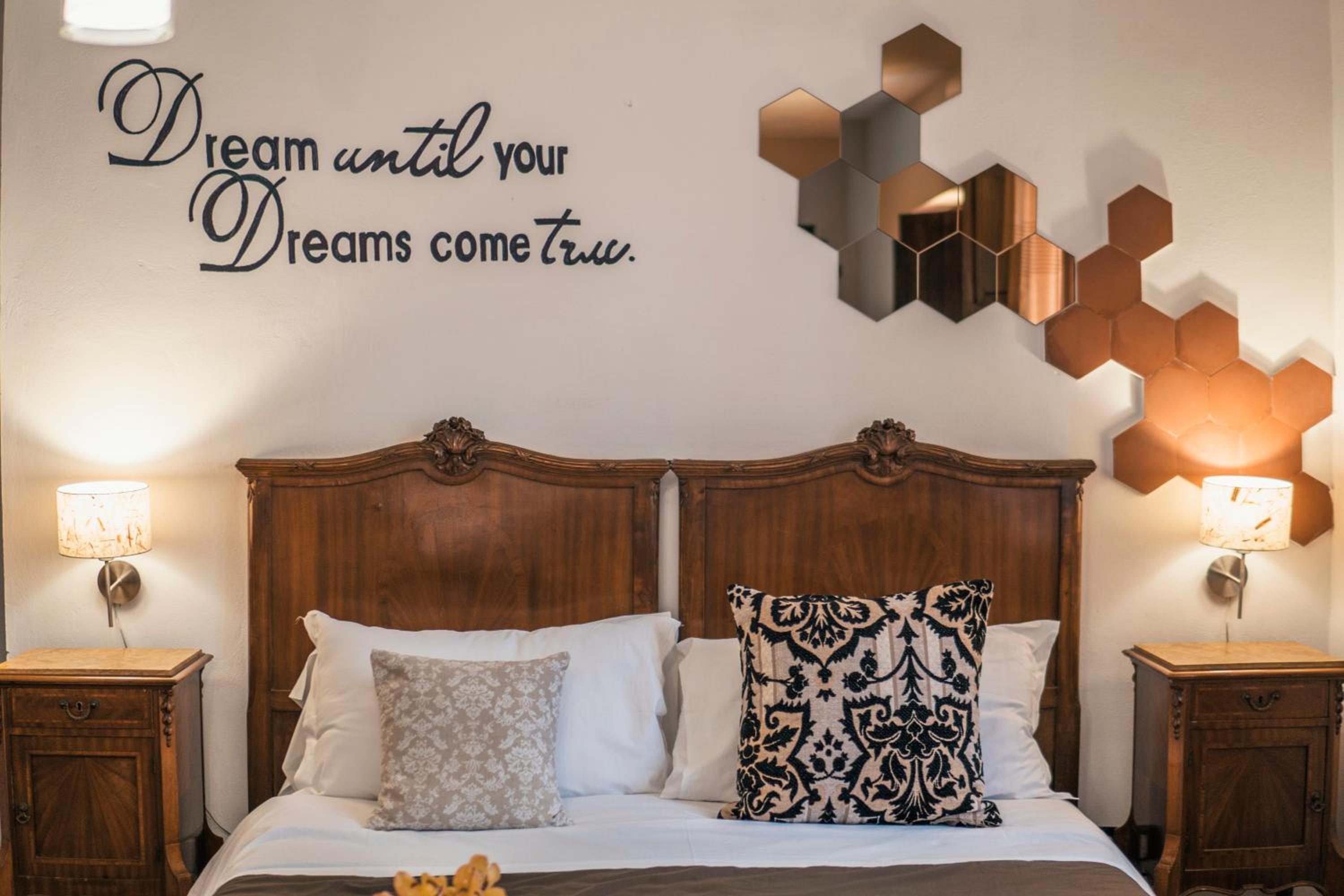Villa La Lumia B&B Suites & Apartments