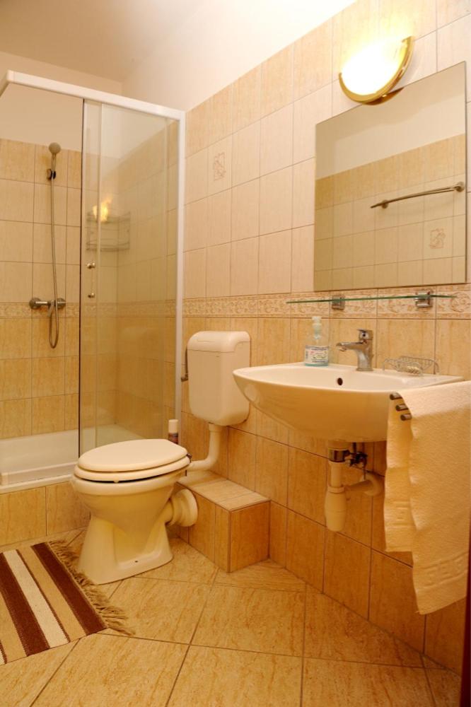 Mátyás Apartmanok
