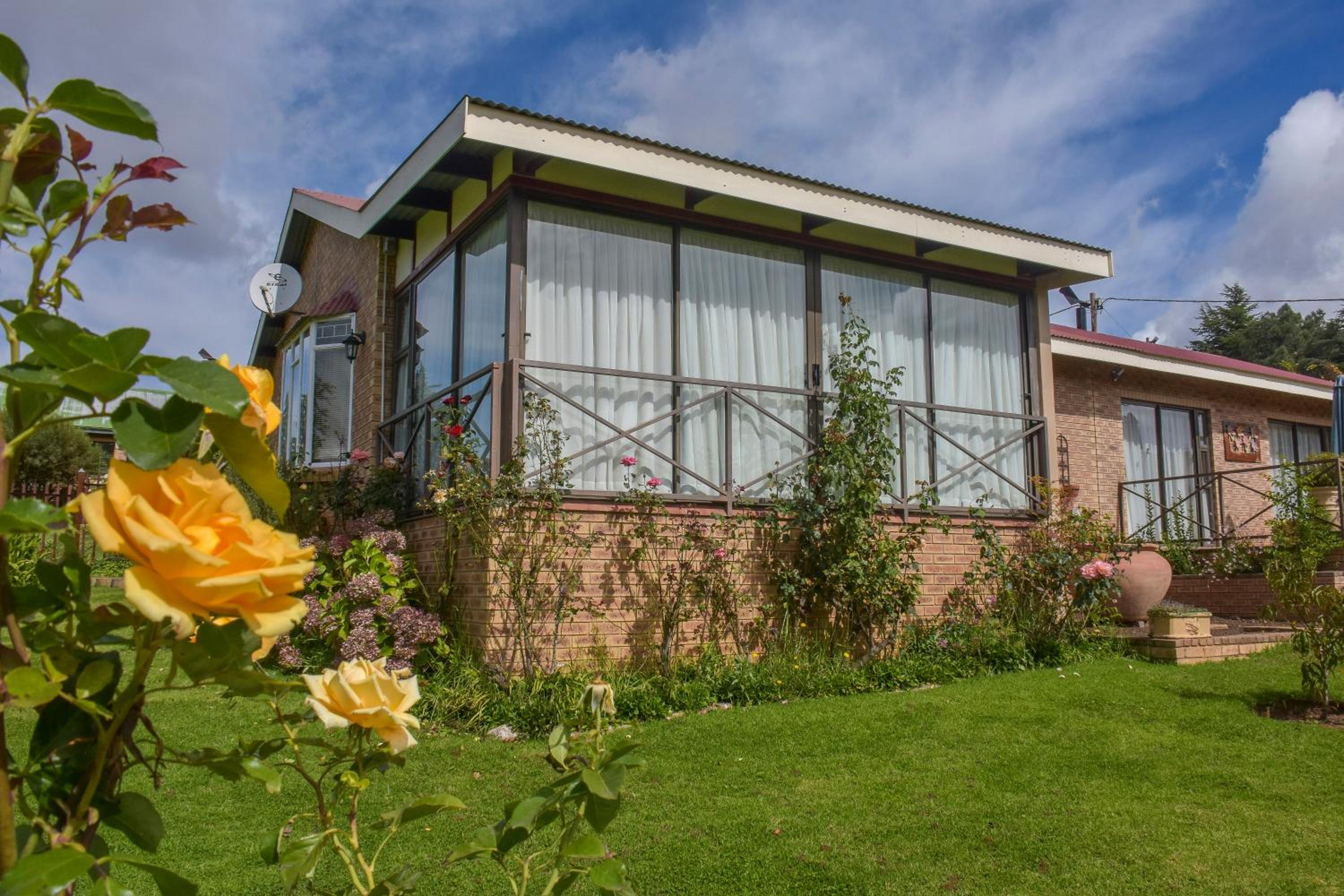 Clarens Retreat