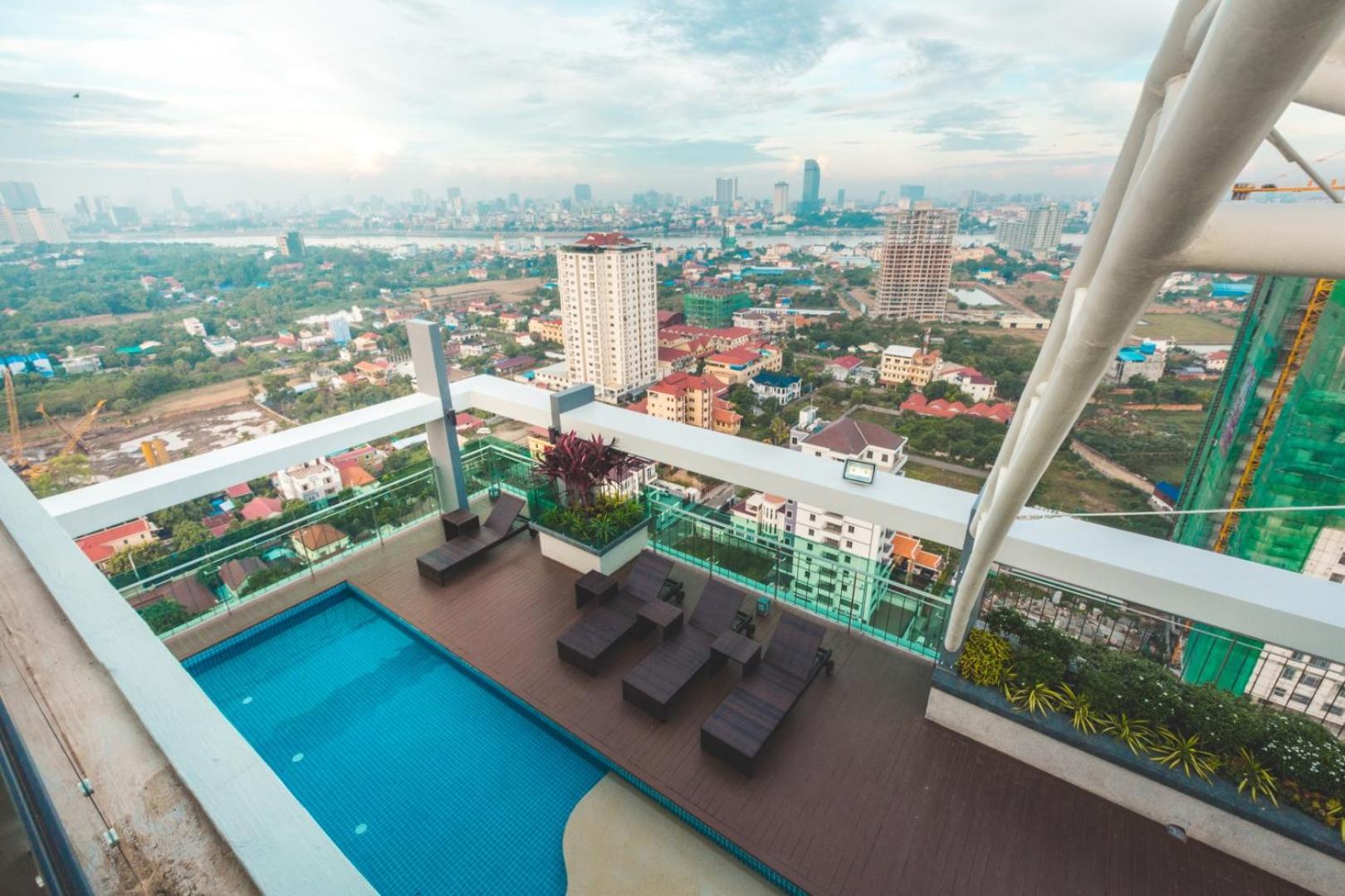 Infinity 28 Hotel and Residence