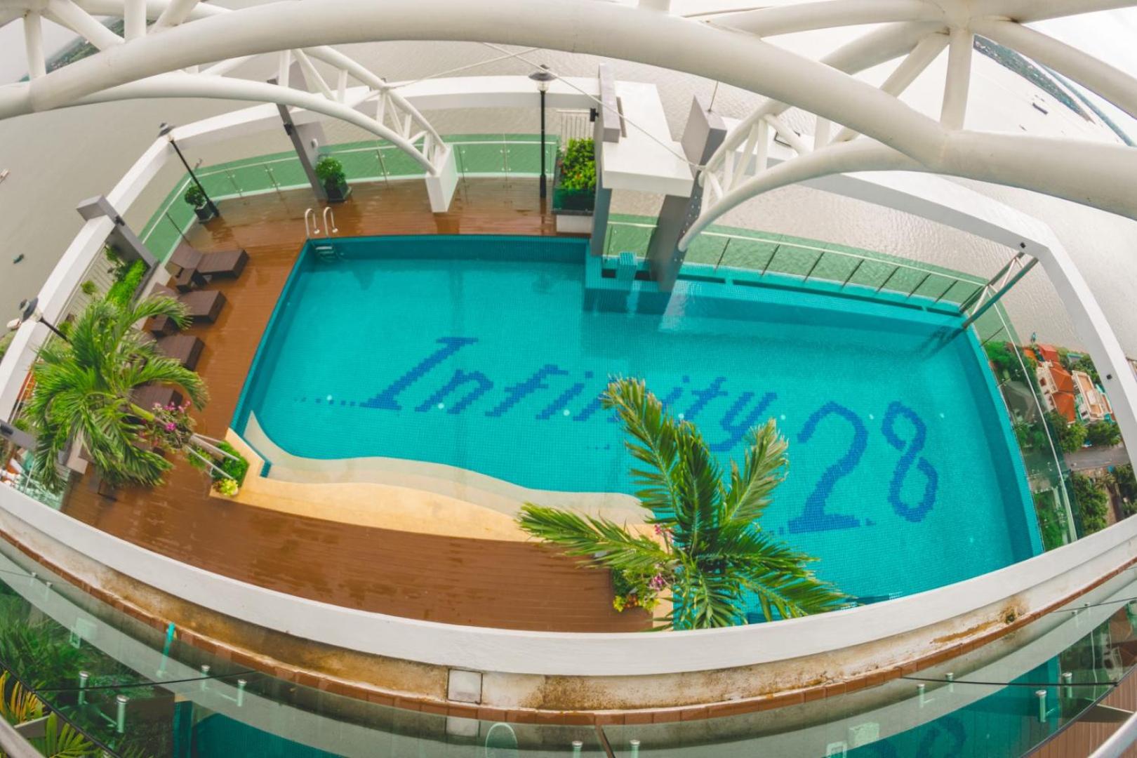 Infinity 28 Hotel and Residence