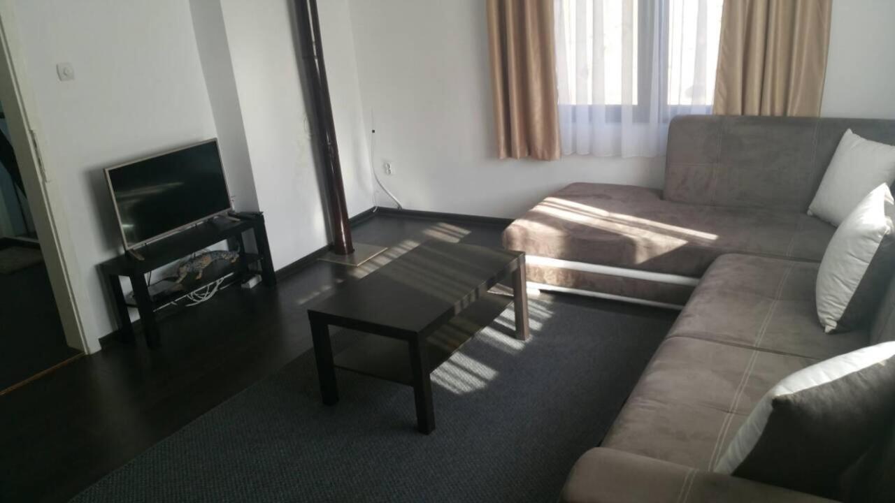 Smart and Cozy Nature House view 3