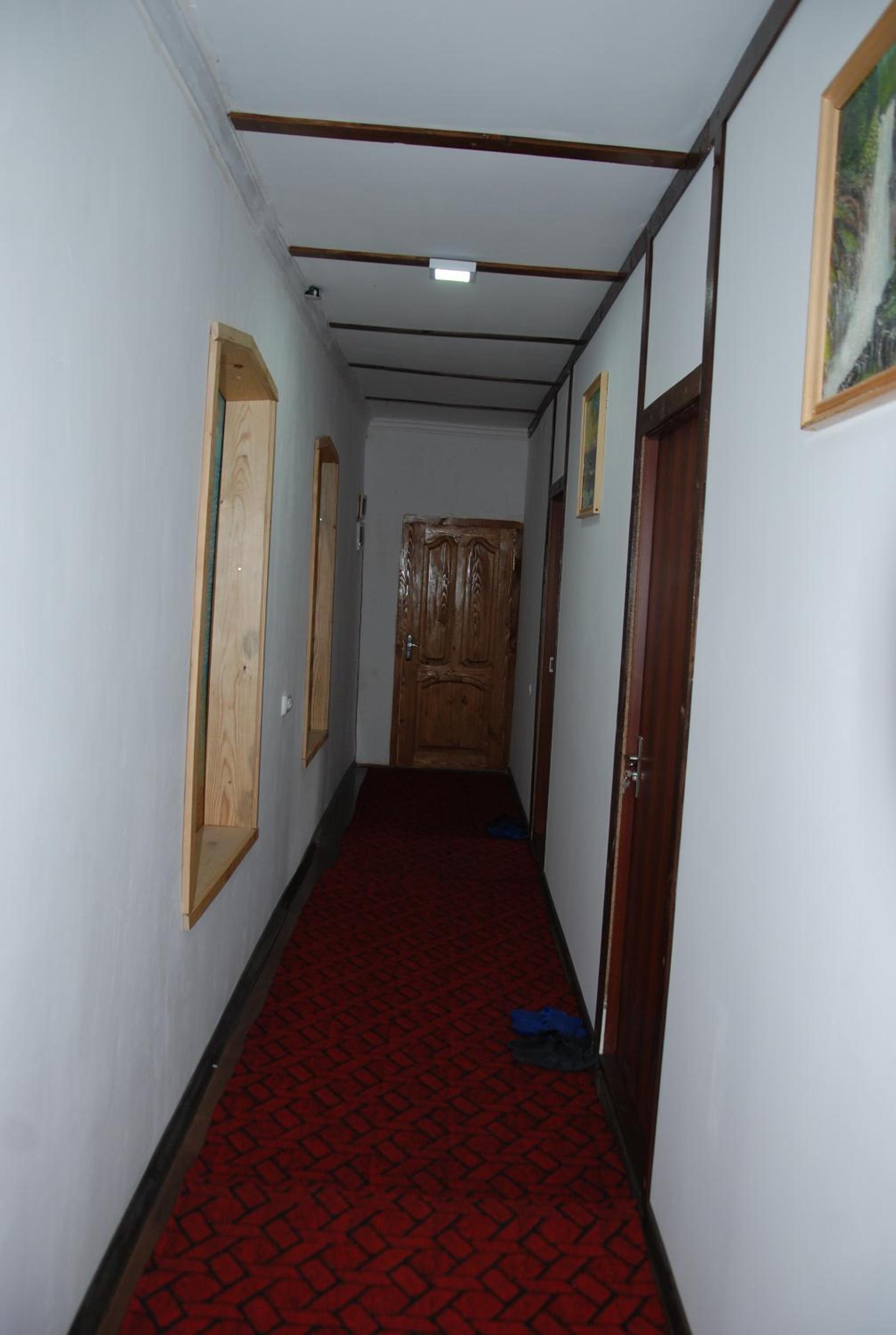 Photo 9