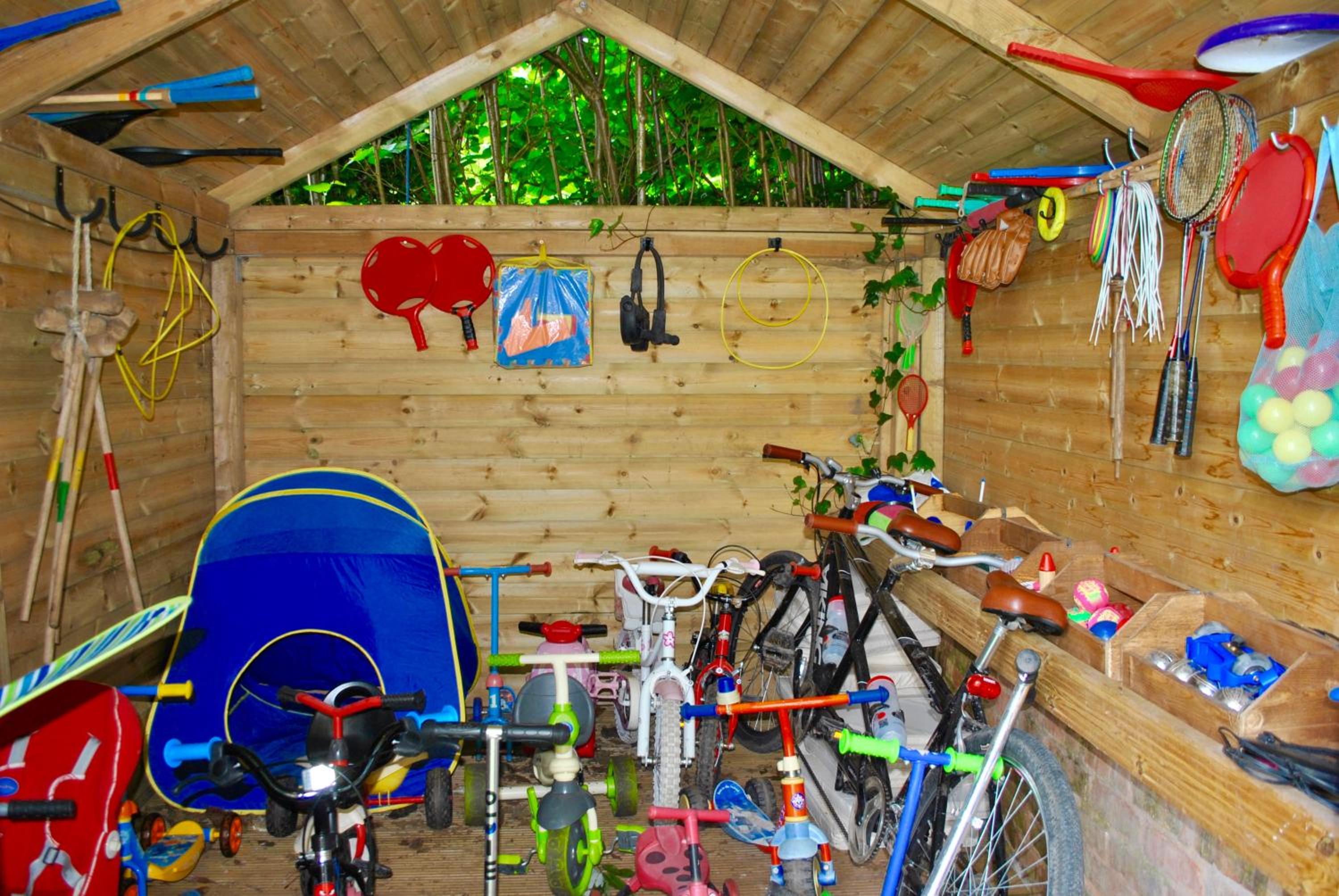 Squirrel Barn