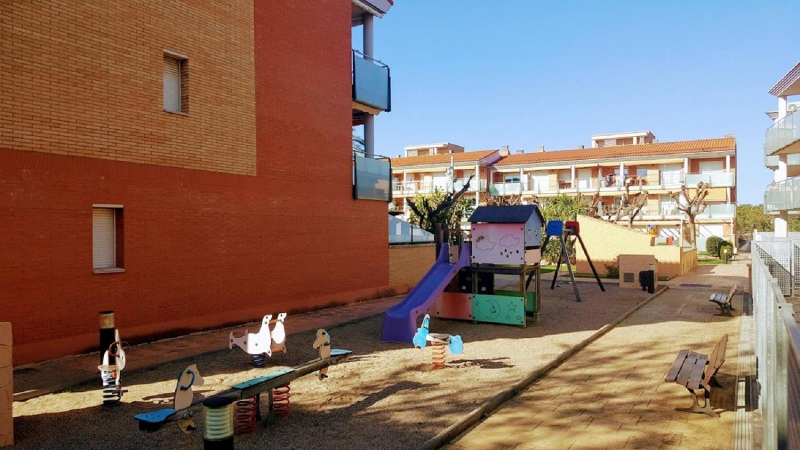 Miramar Serveis - 7190 Port Marino view 4