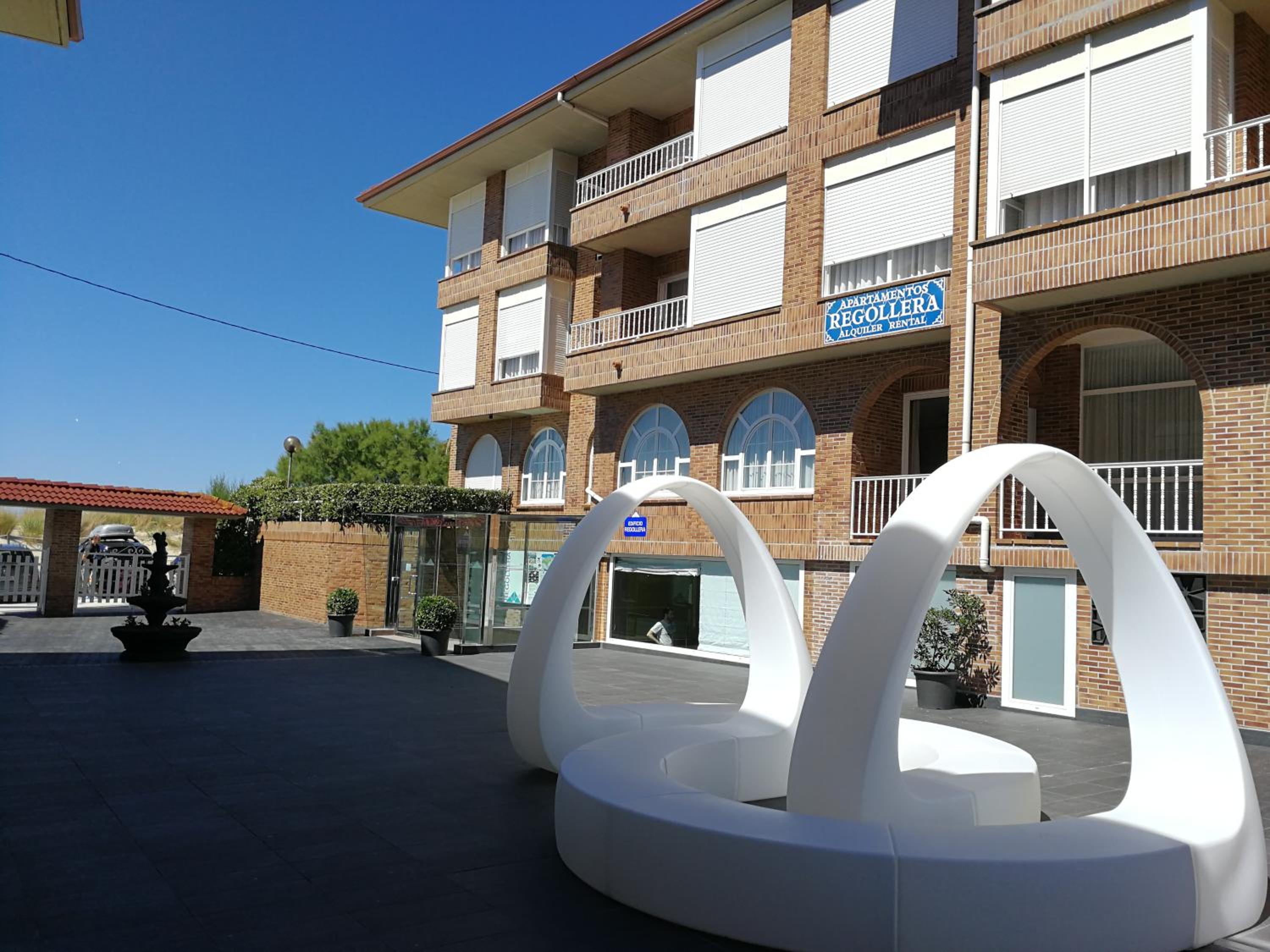 Apartamentos Regollera