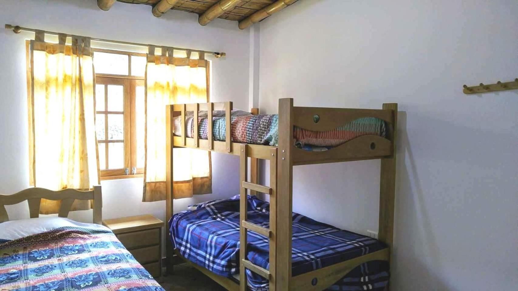 Photo 6