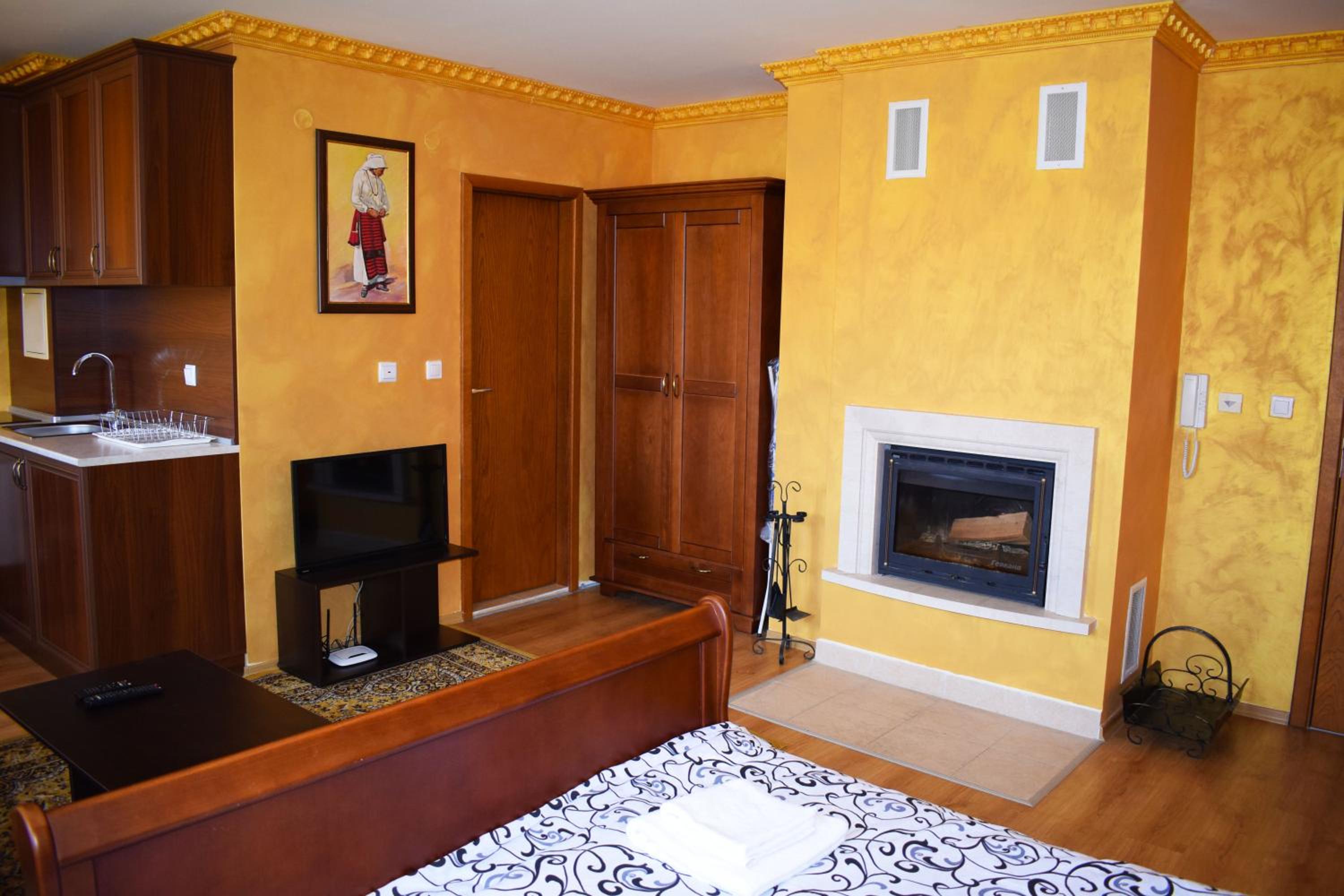 Photo 12