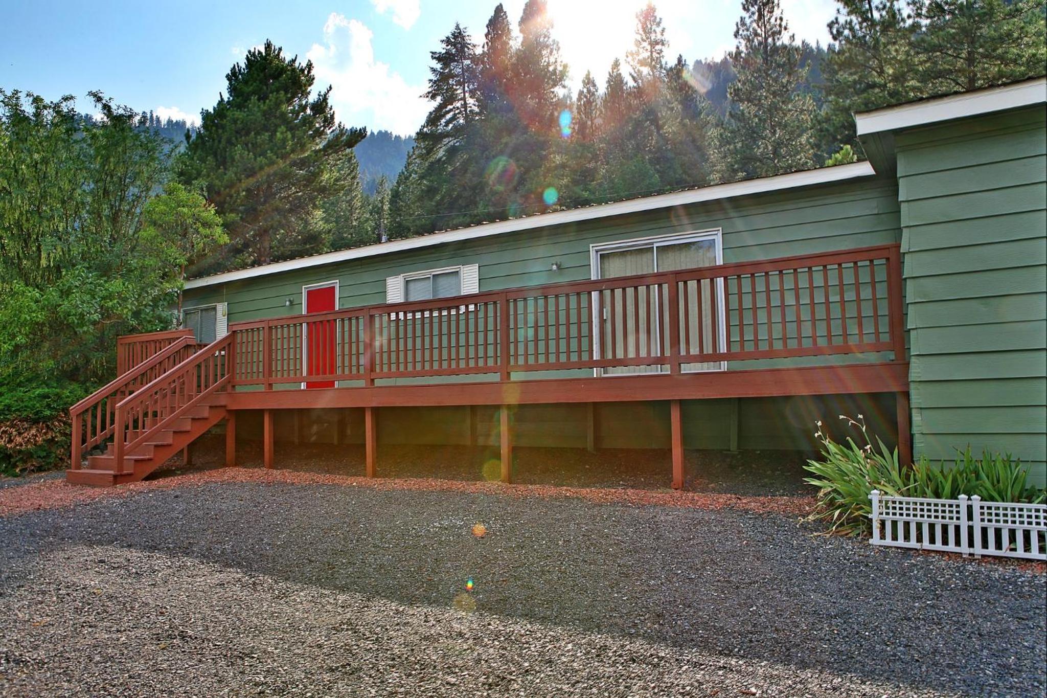 Huckleberry Cabin view 2