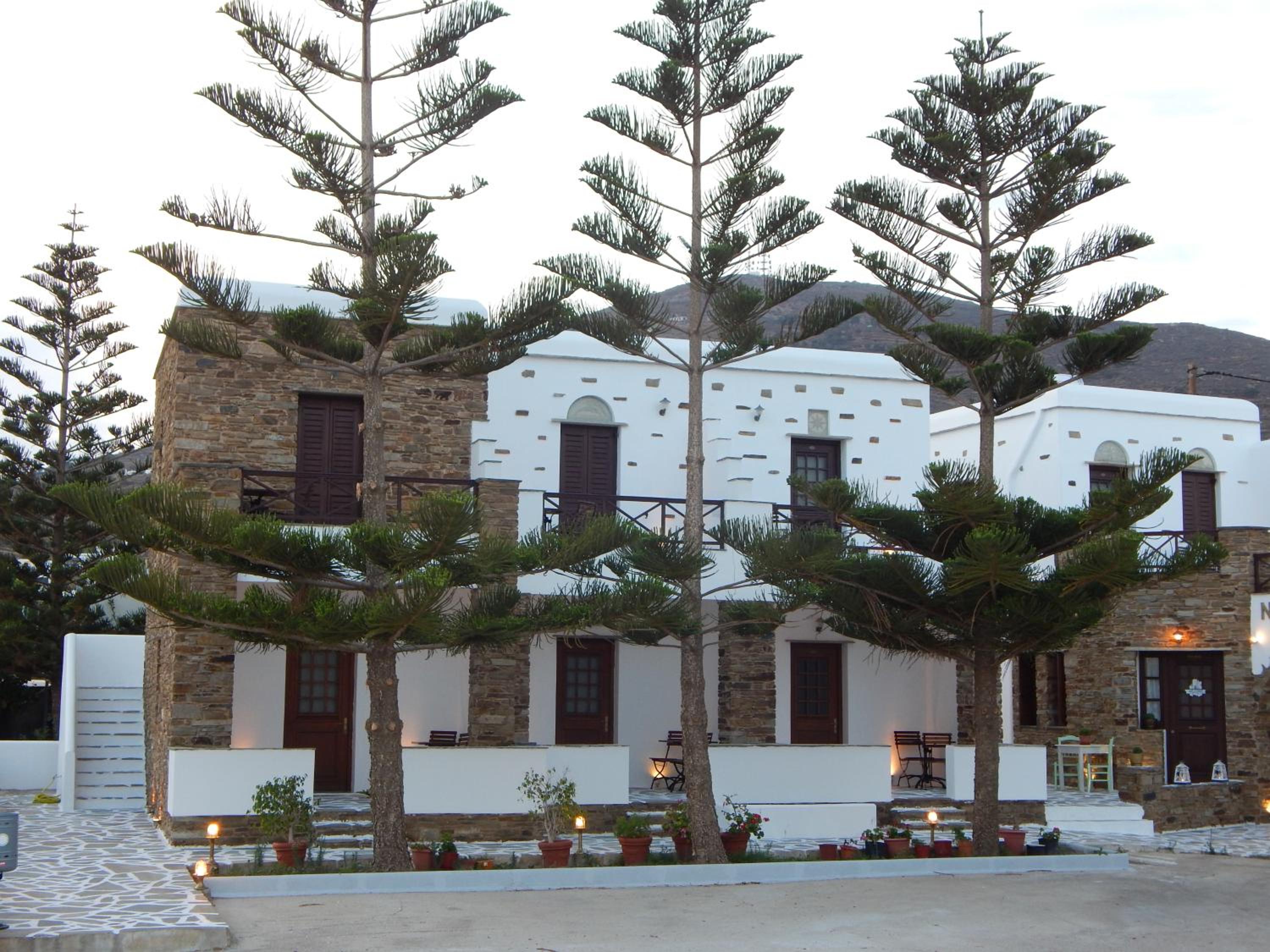 Nisiotiko house in Tinos near the beach