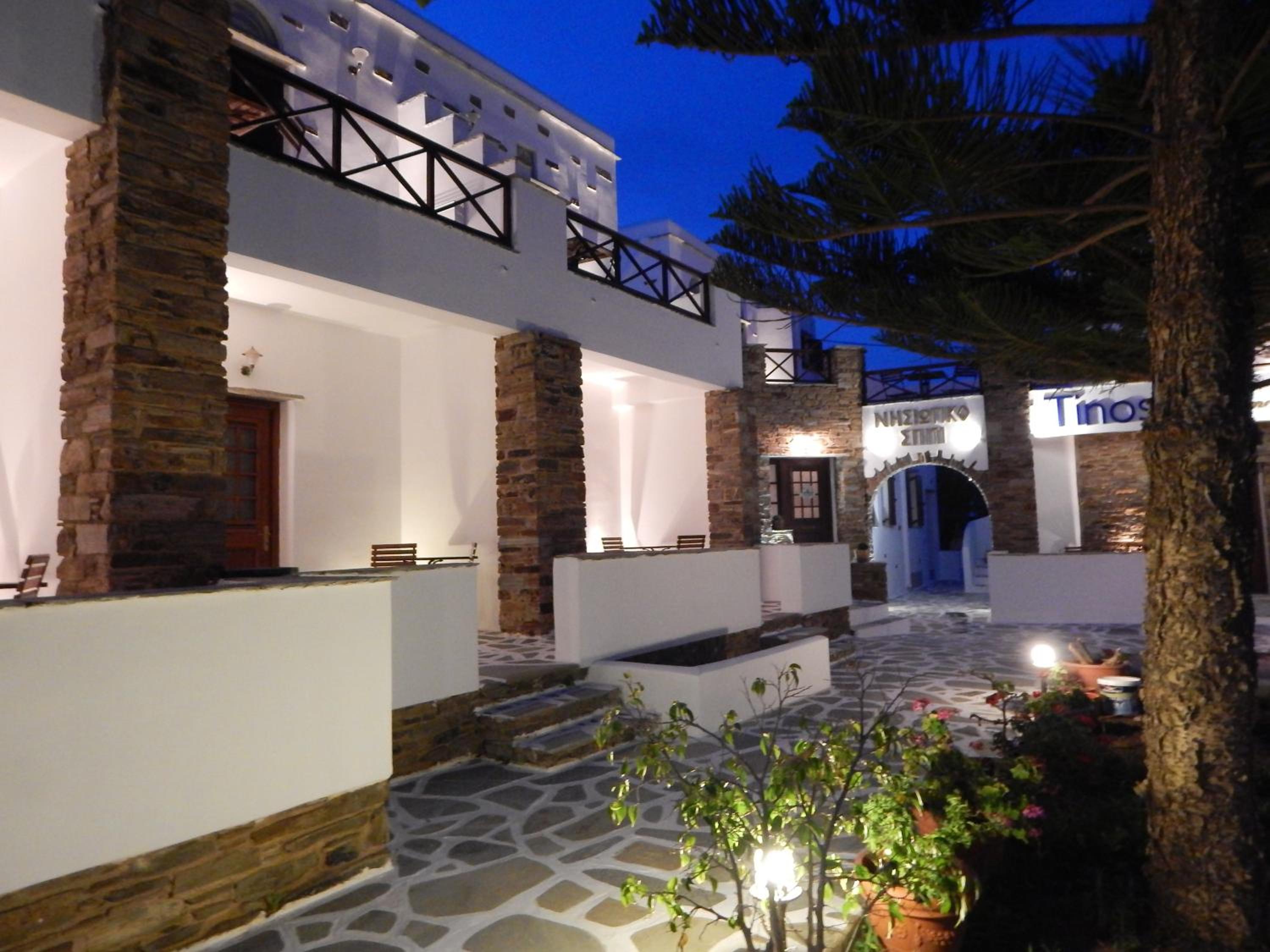 Nisiotiko house in Tinos near the beach