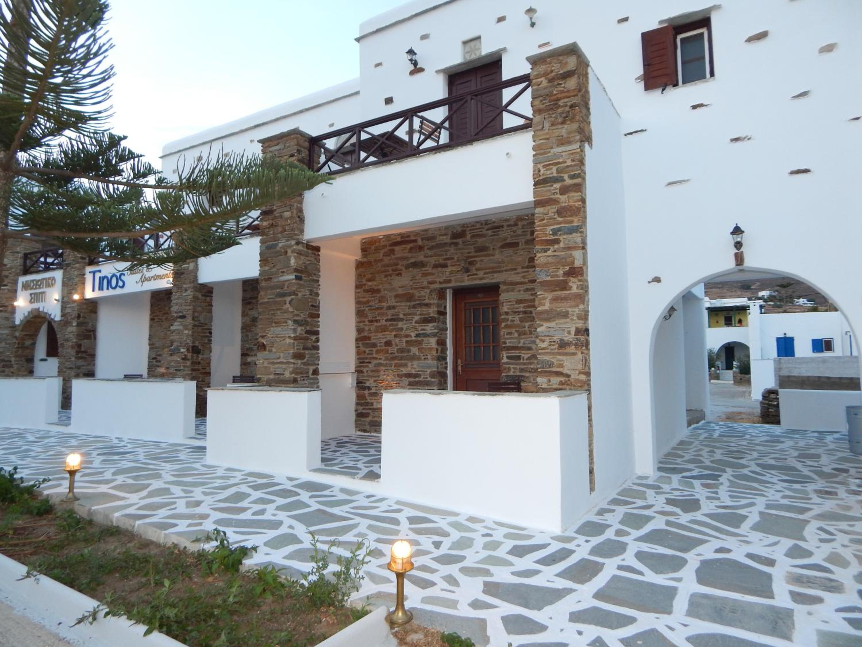 Nisiotiko house in Tinos near the beach