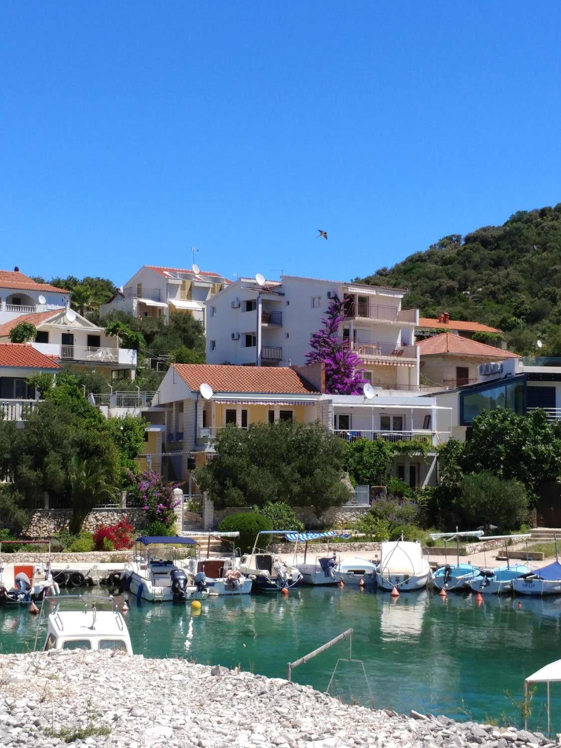 Astramaris Apartments