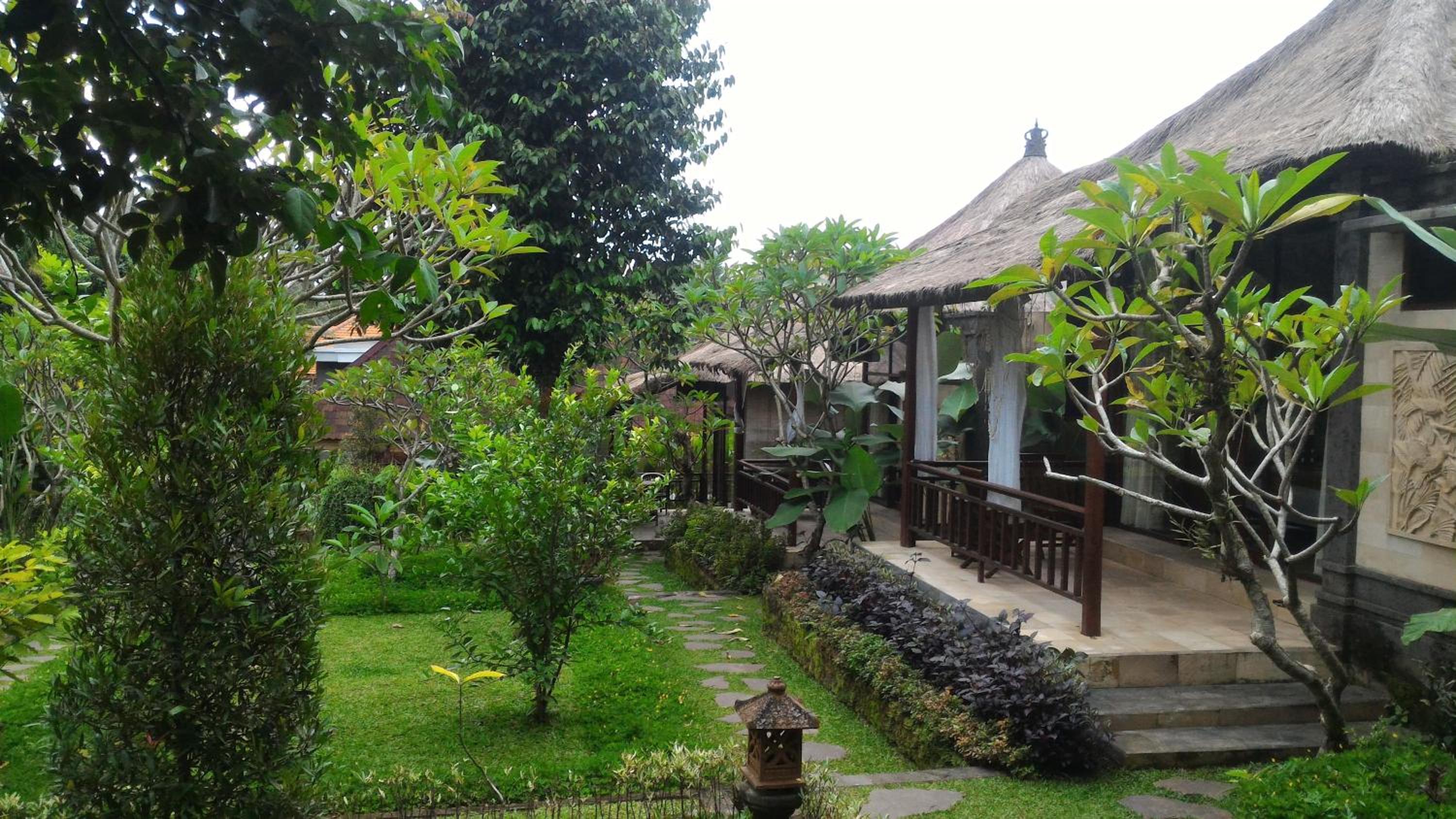 Astawa House