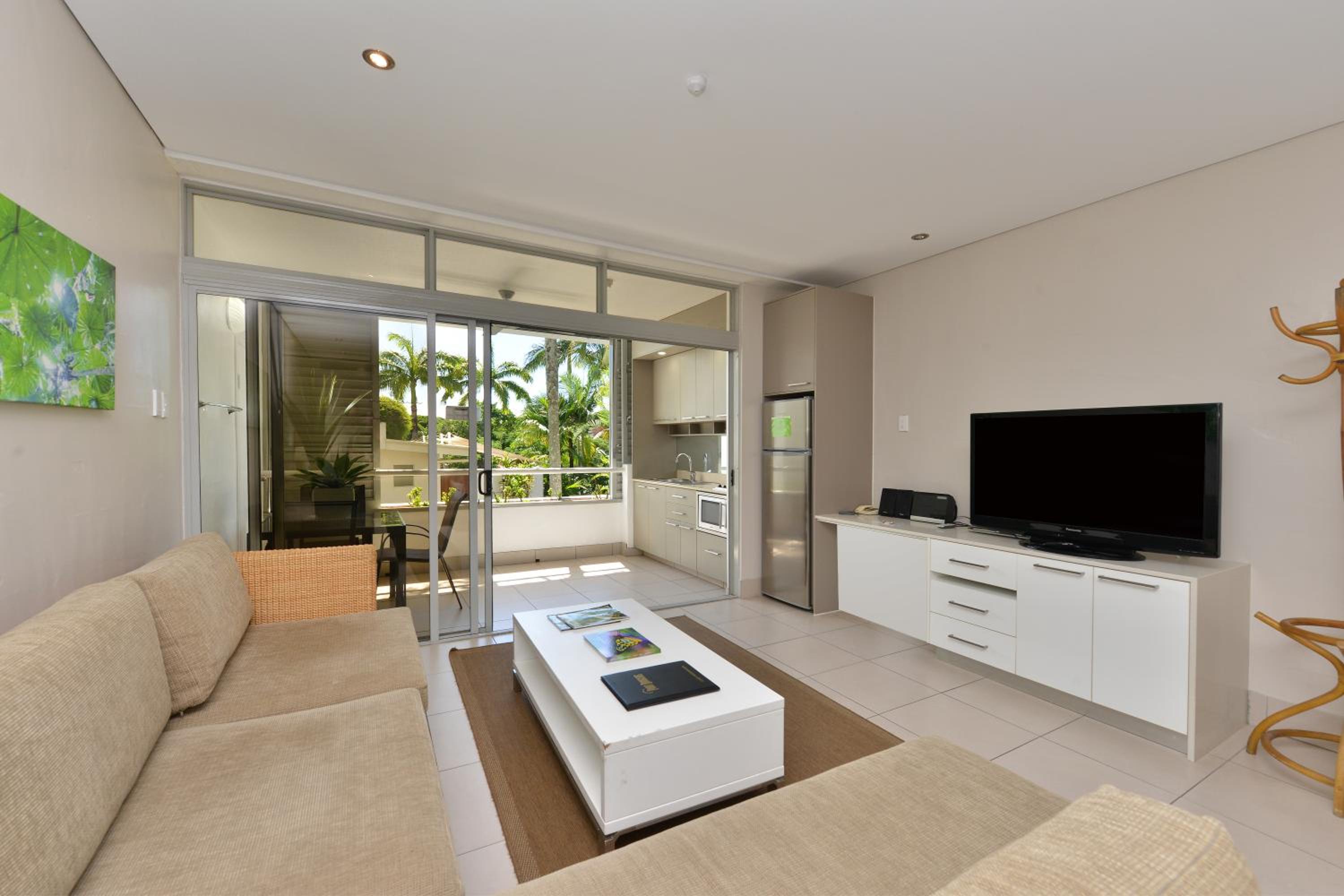 Seascape Holidays at Club Tropical