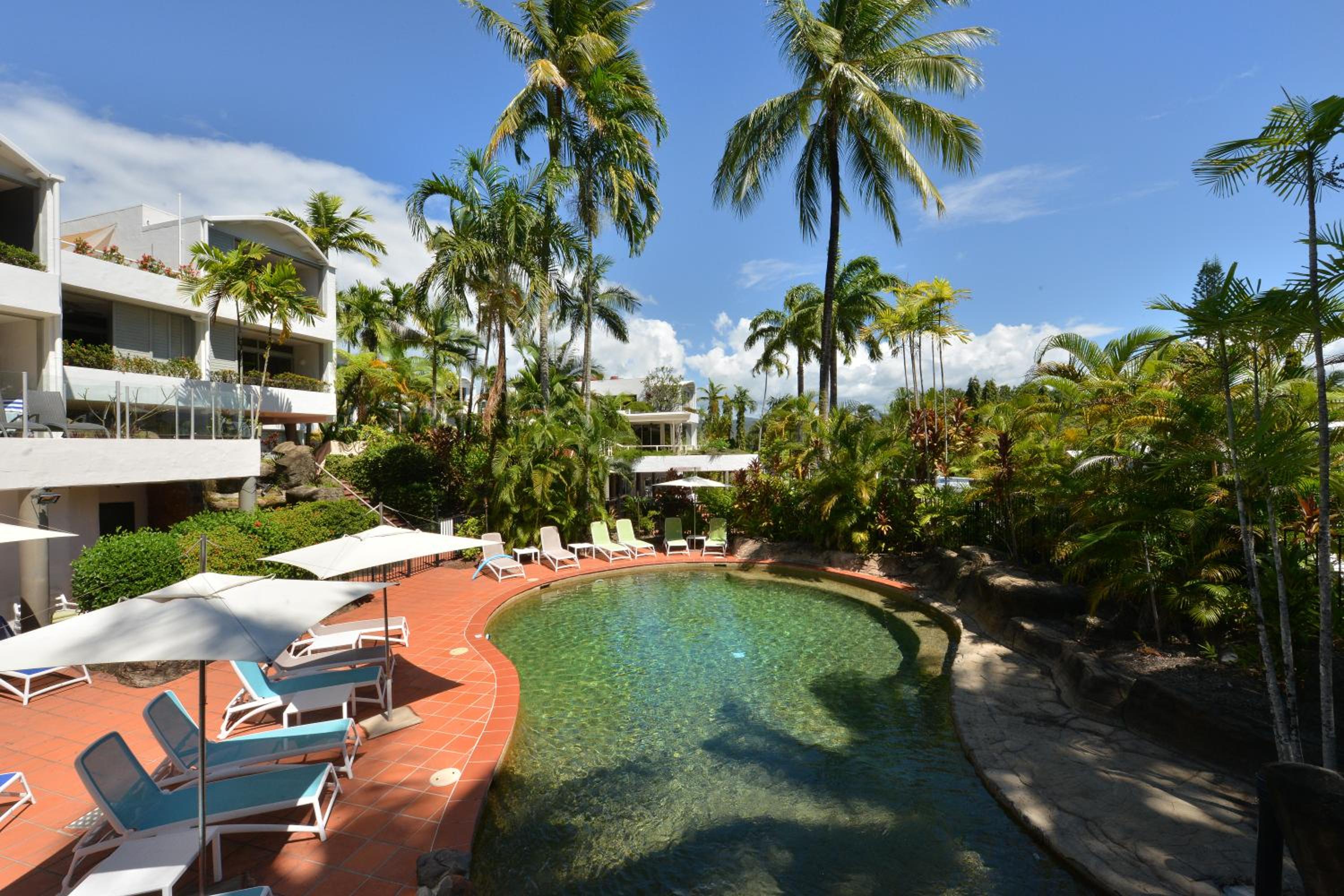 Seascape Holidays at Club Tropical