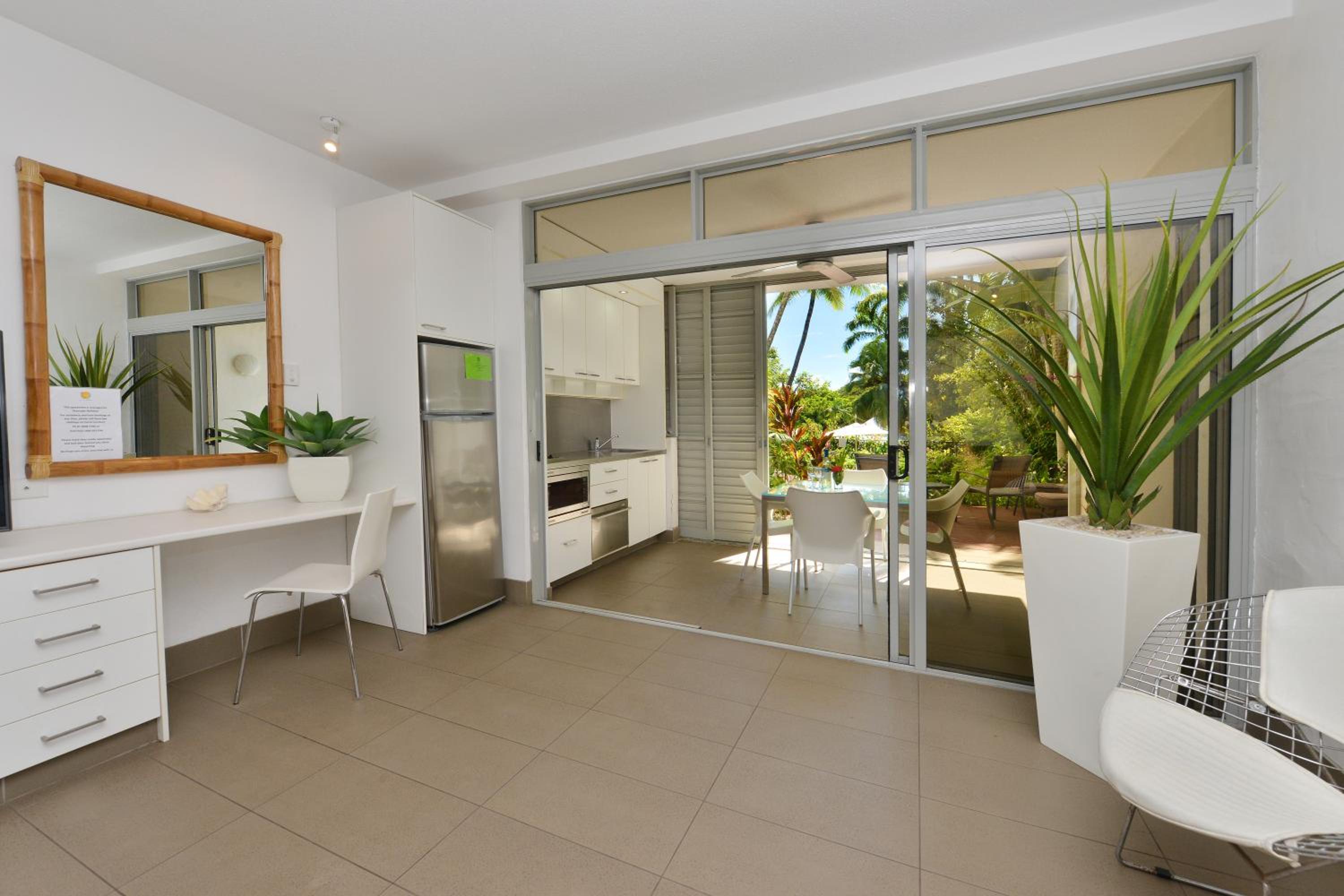 Seascape Holidays at Club Tropical