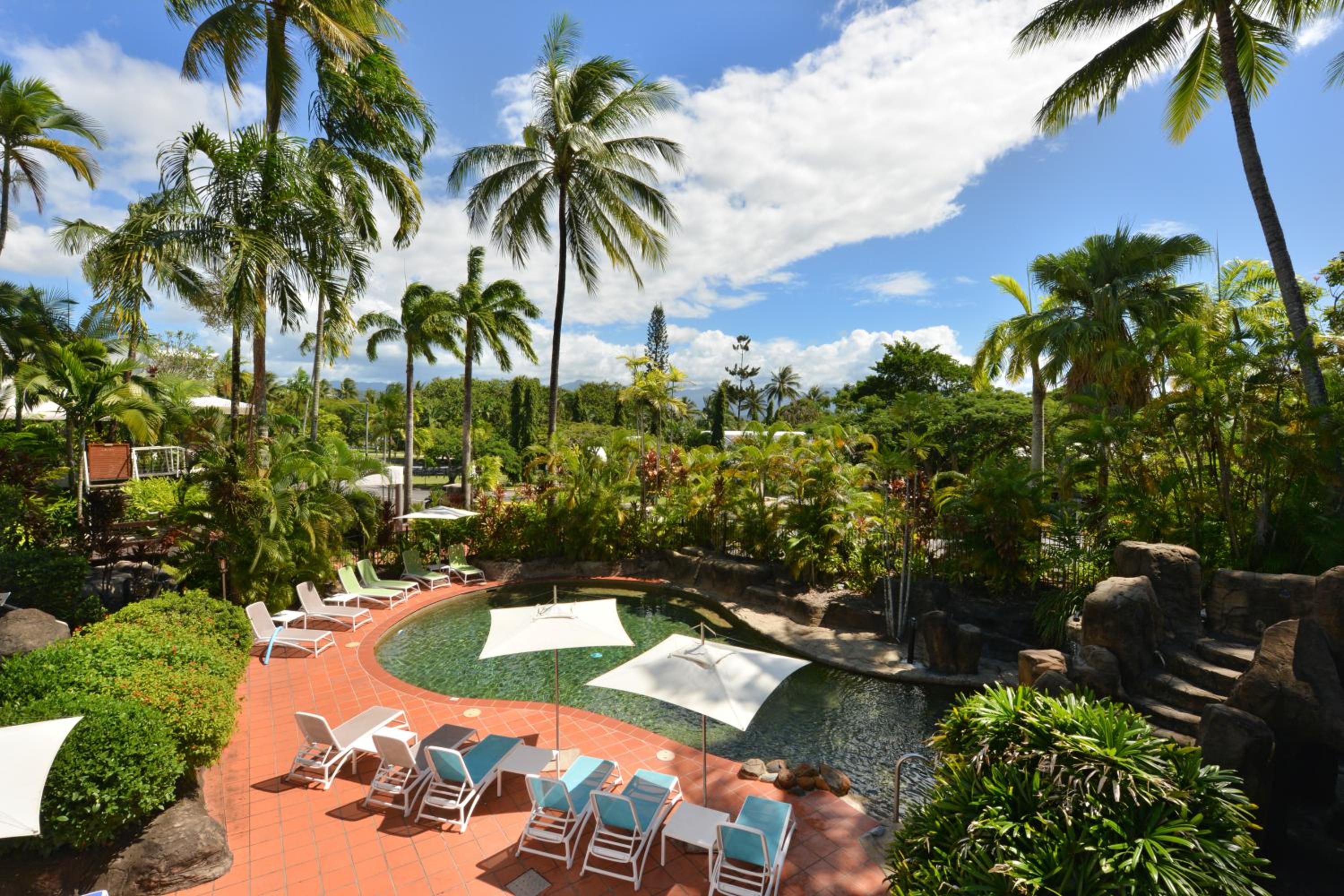 Seascape Holidays at Club Tropical