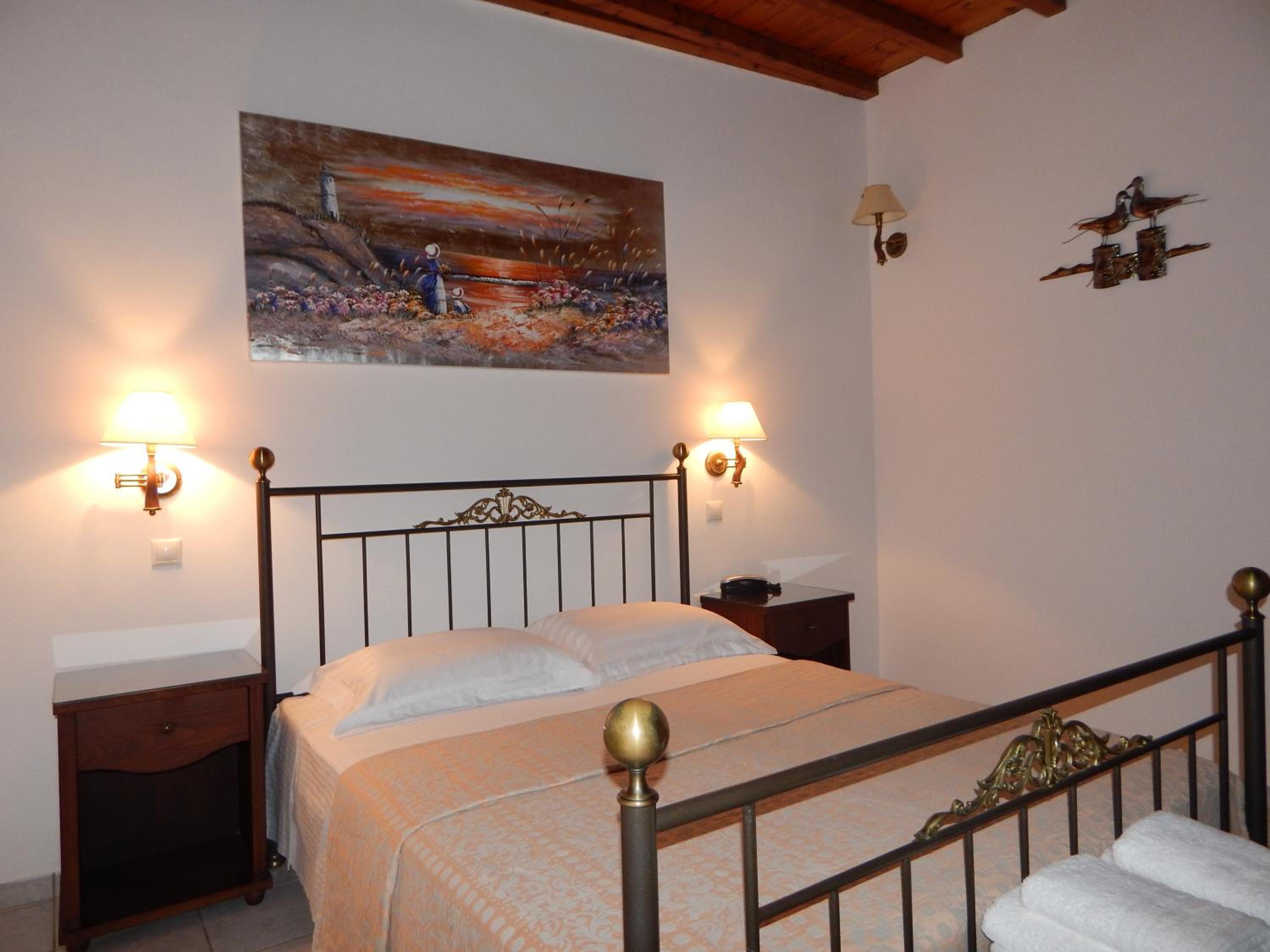 Nisiotiko house in Tinos near the beach