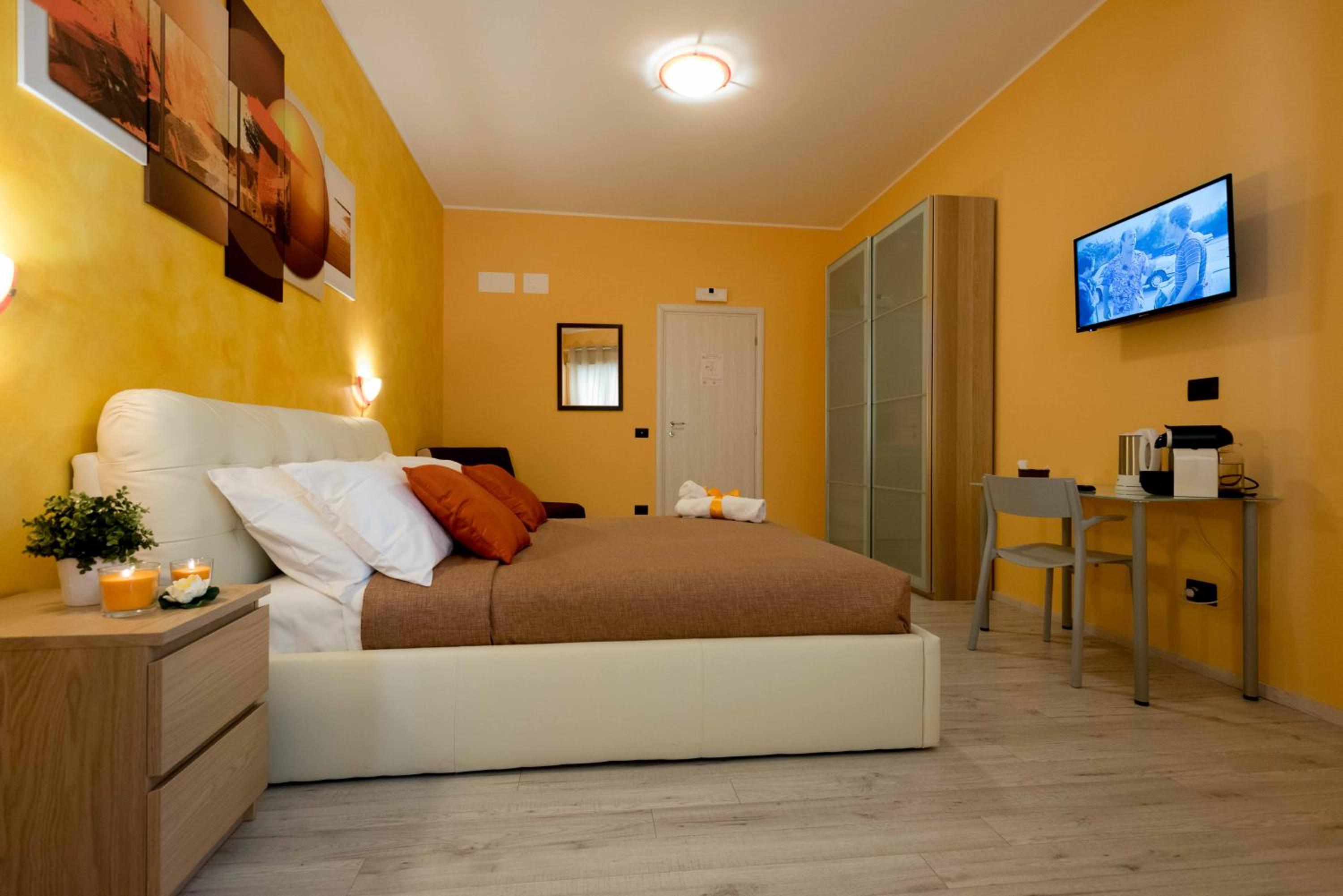 Audrey Rooms