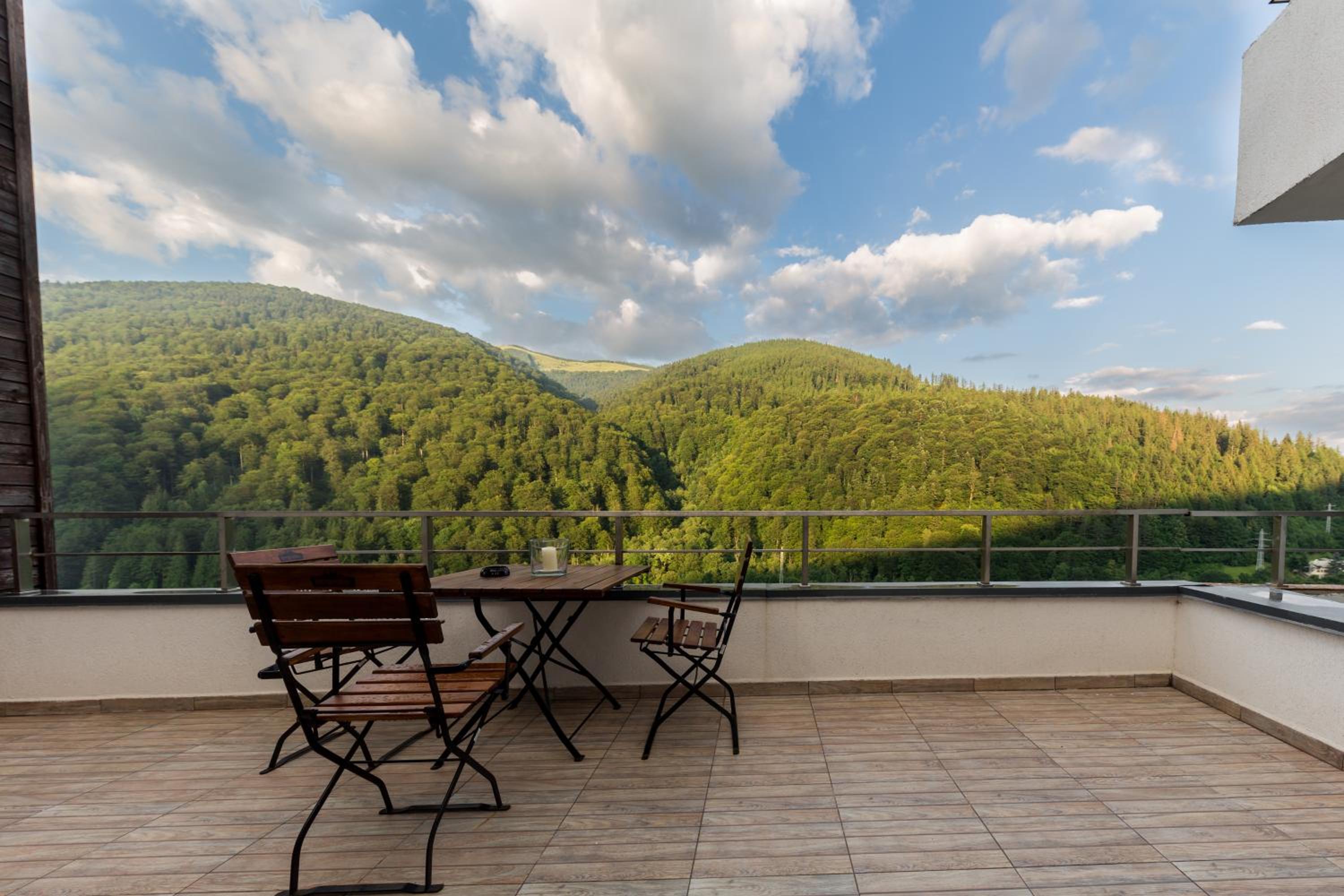 Apartament Carol Sinaia view 3