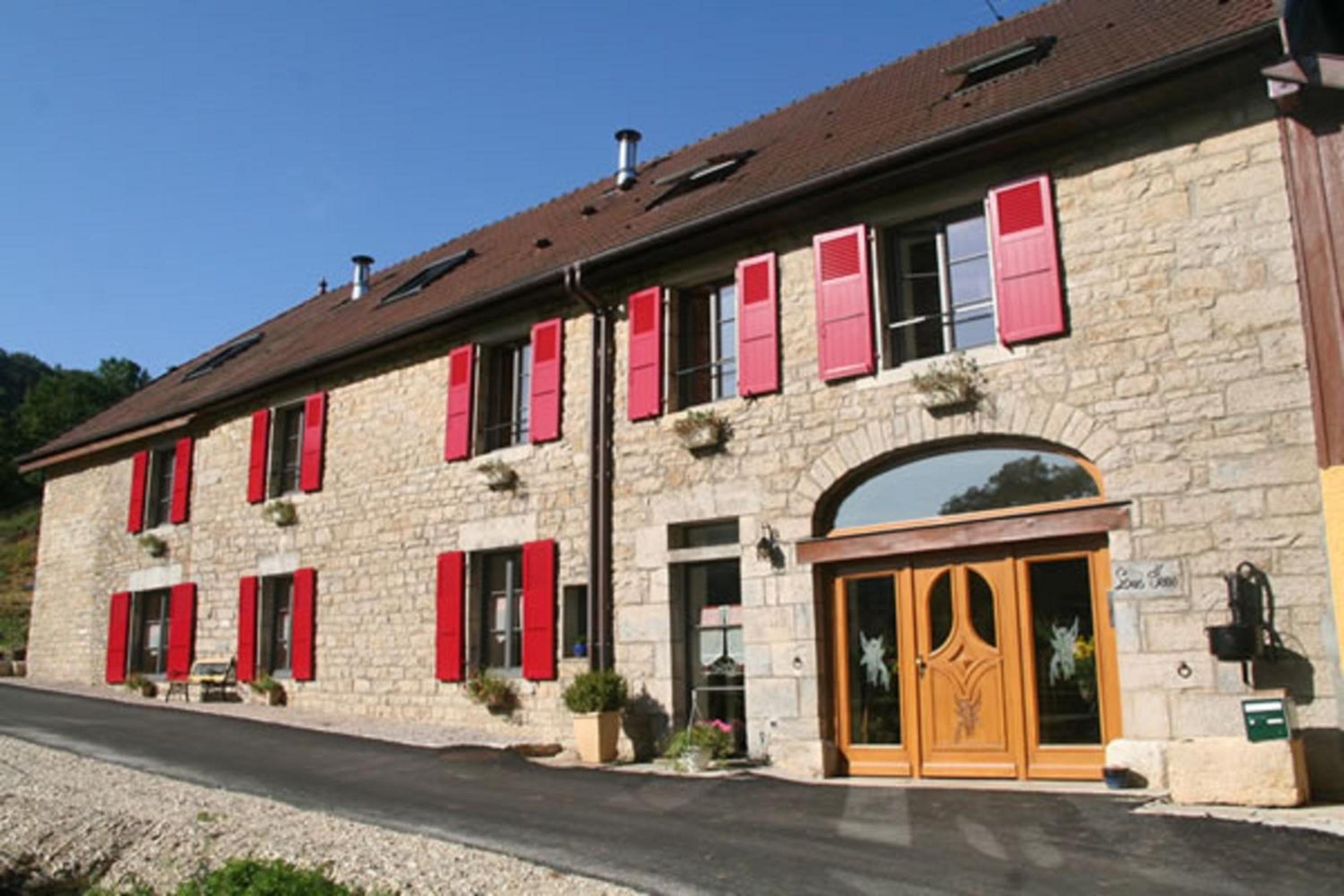 Domaine et chambres d'Hôtes des Fées view 2