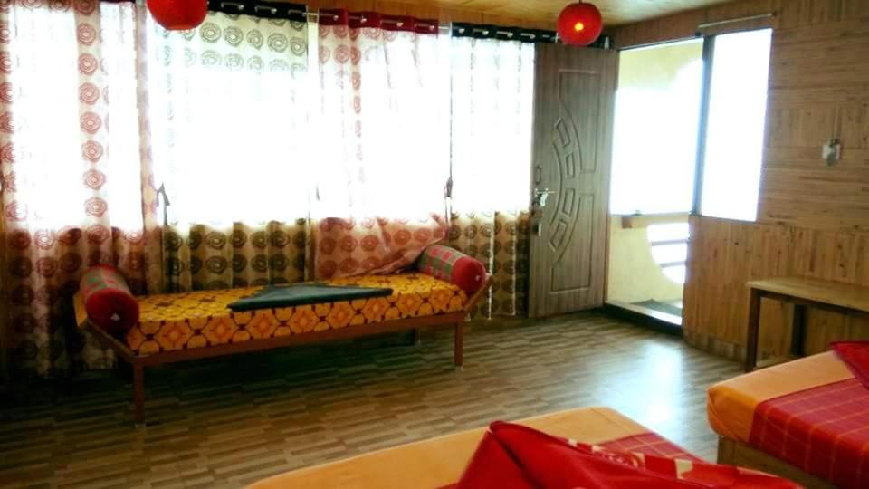 Photo 64