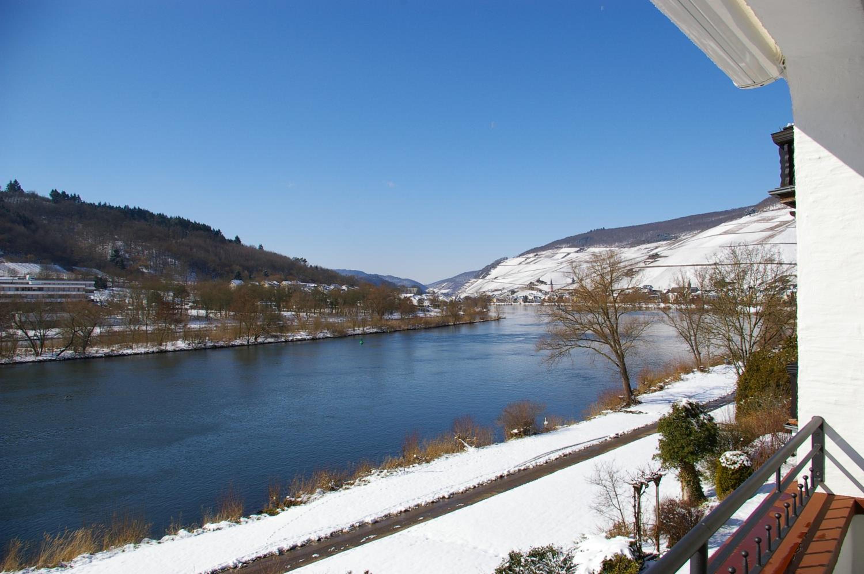 Ferienhaus Inselblick in Traumlage mit Balkon und Panoramablick