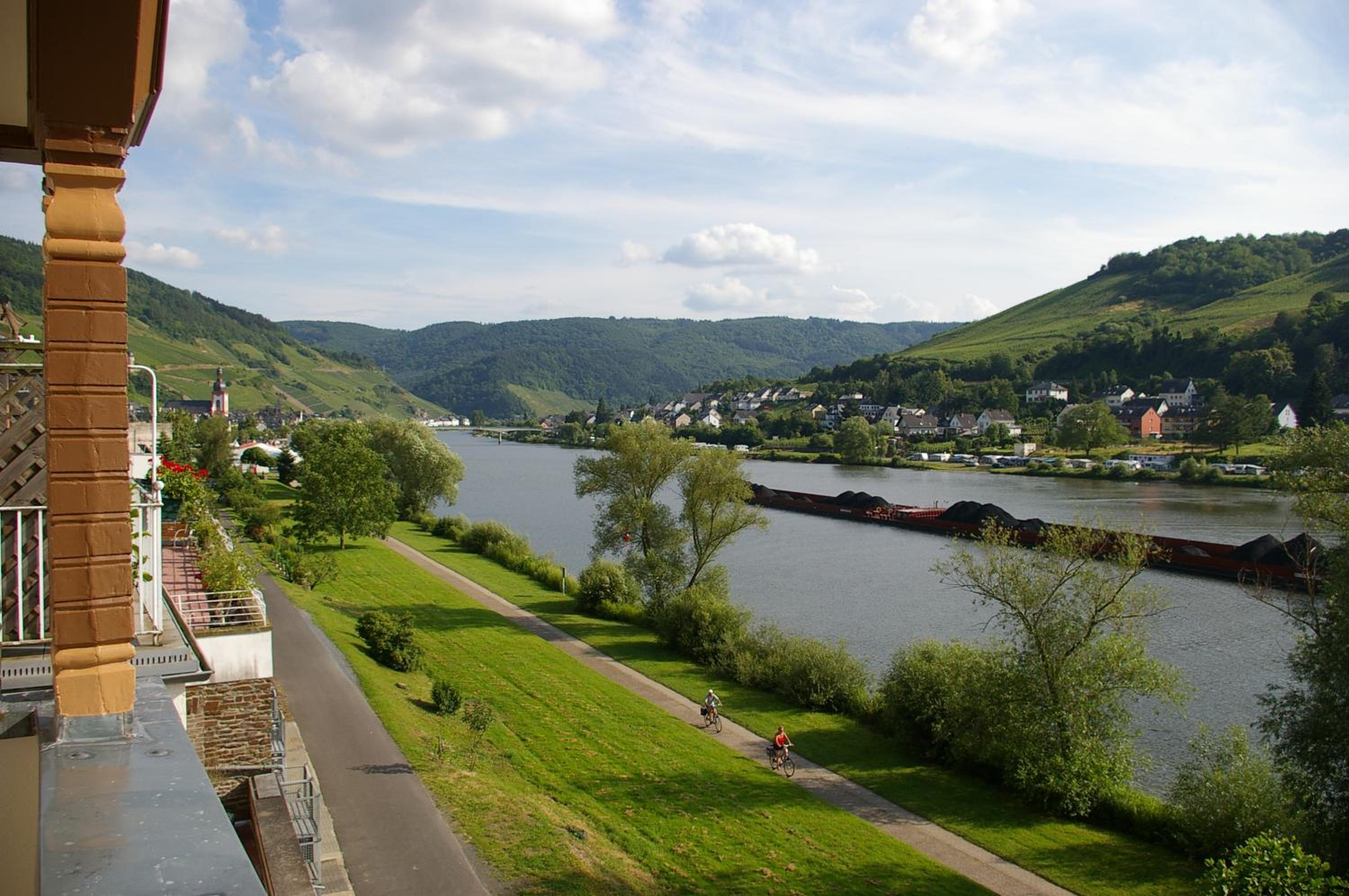 Ferienhaus Inselblick in Traumlage mit Balkon und Panoramablick